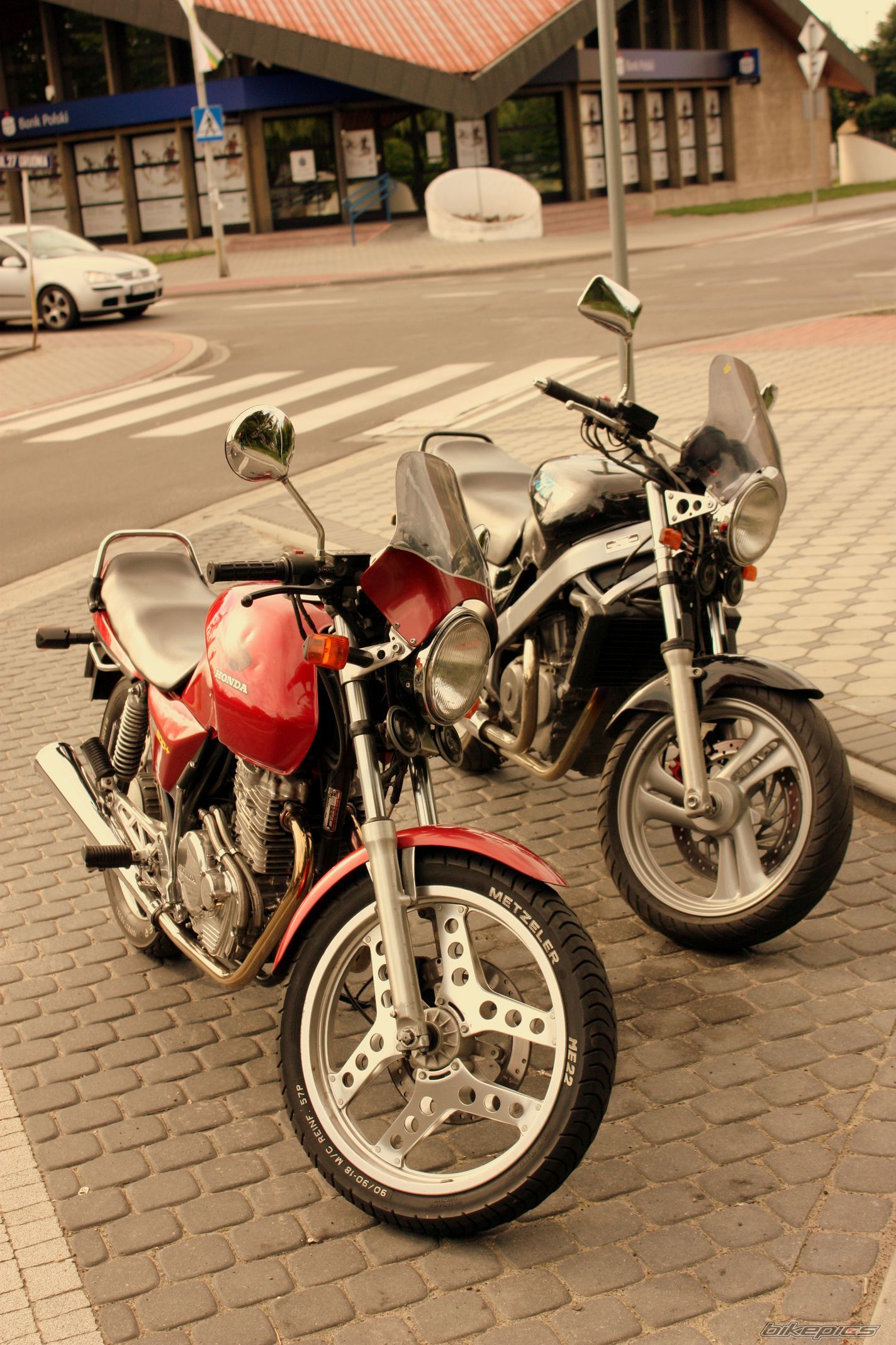 Photo 2440098