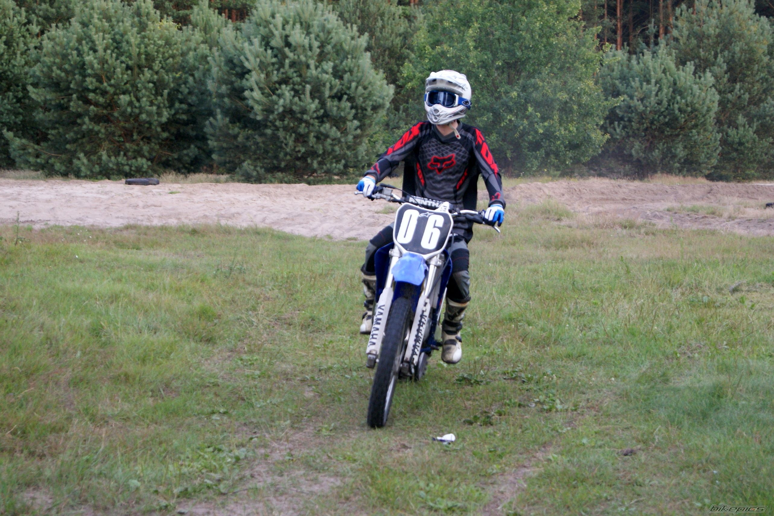 Bike Photo 2440100