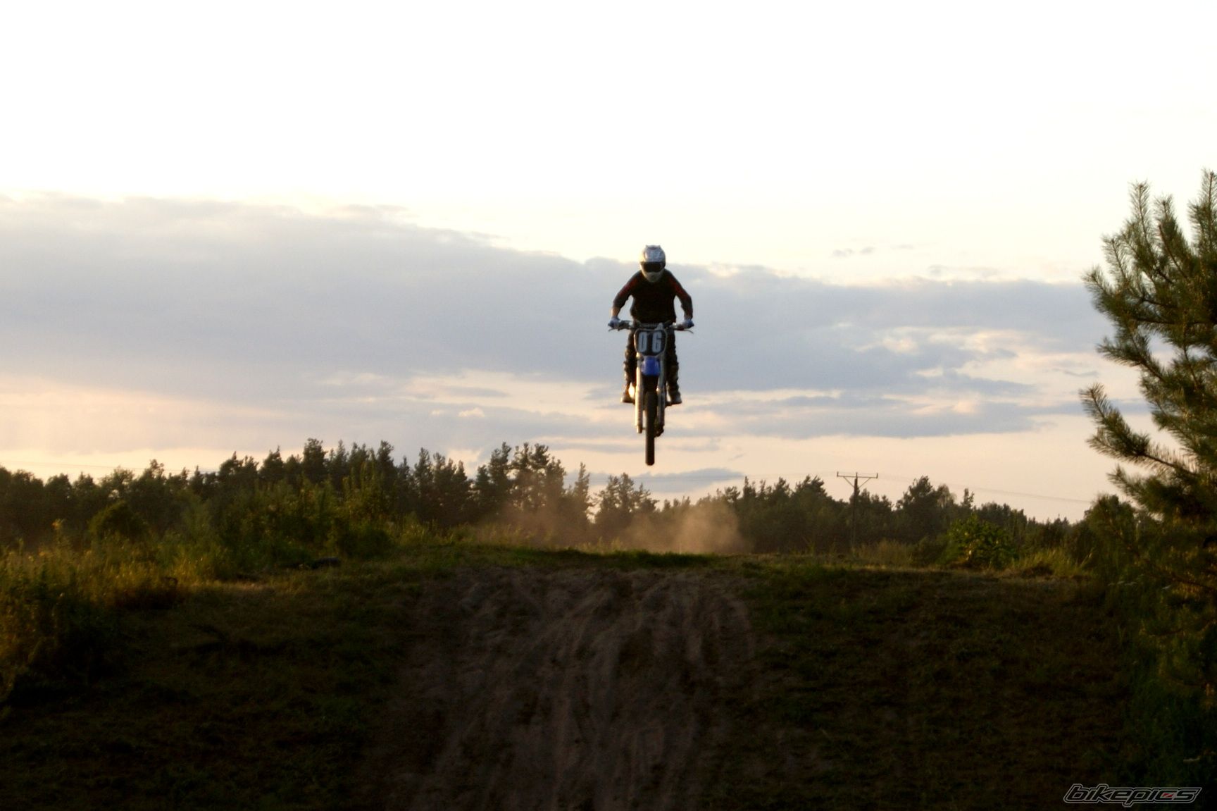 Bike Photo 2440102