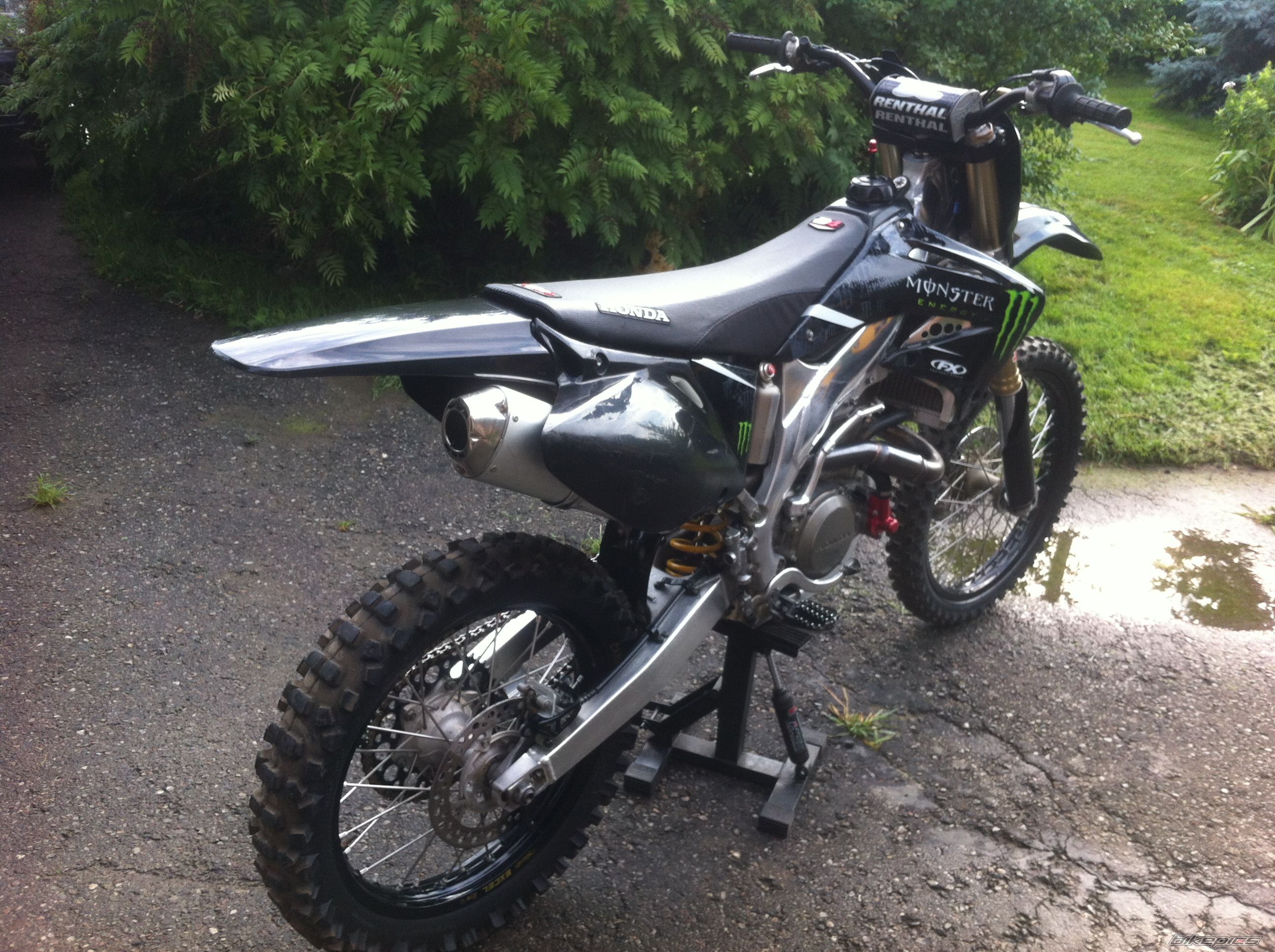 Photo 2440277