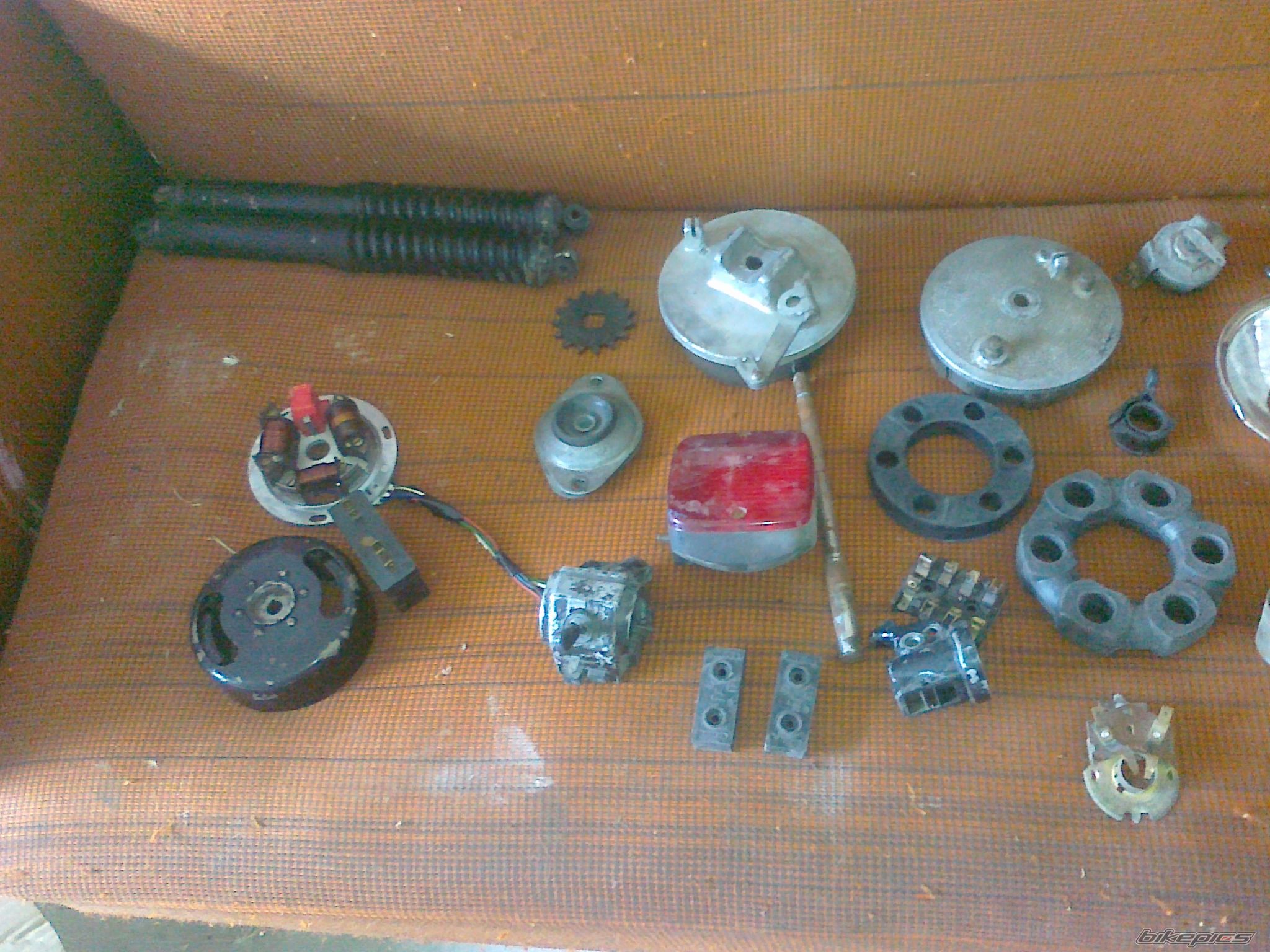 Photo 2440367