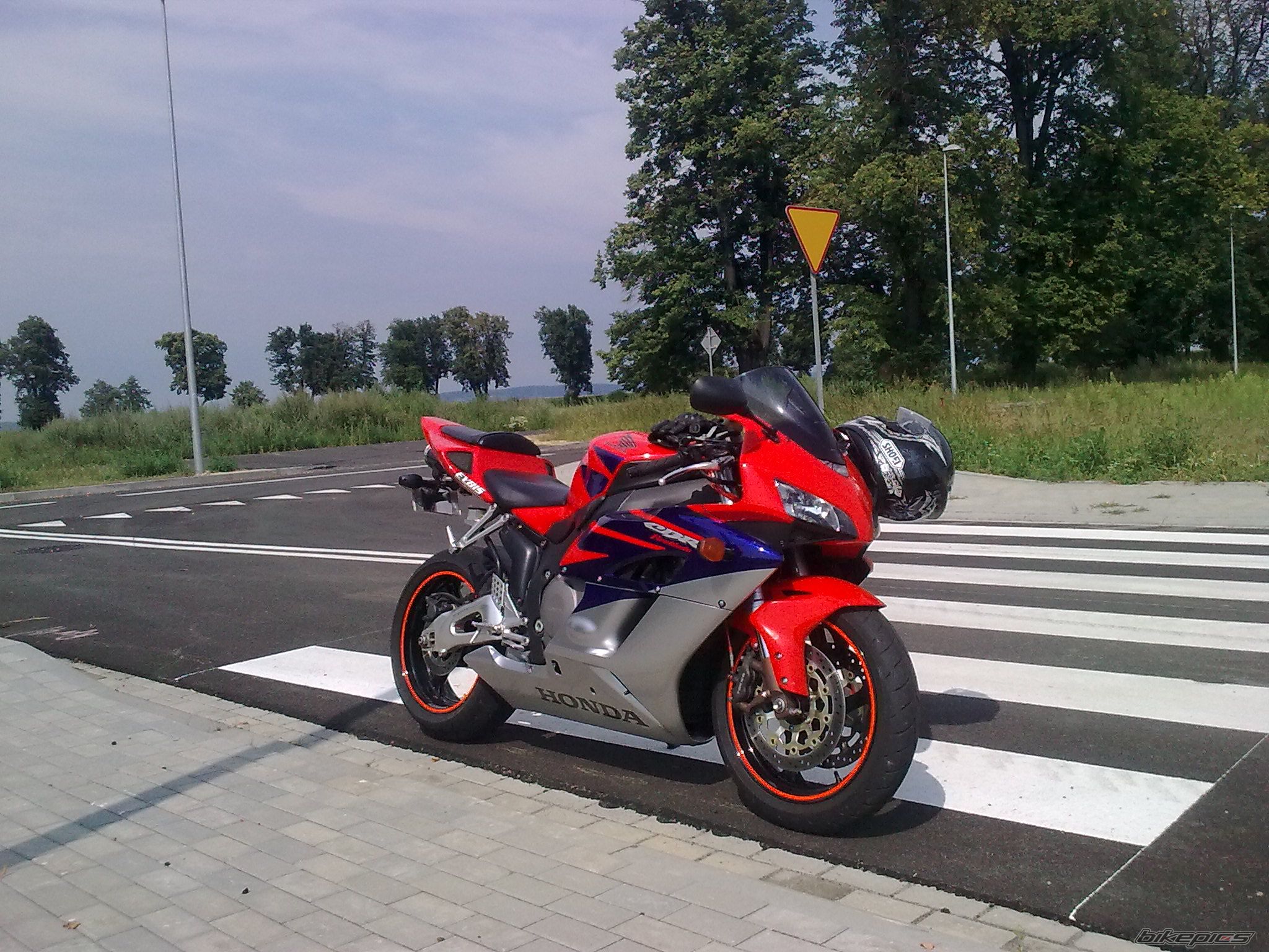 Bike Photo 2440395
