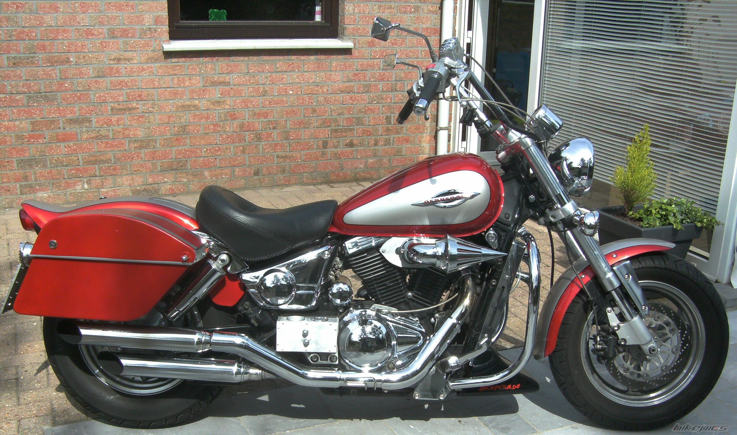 Photo 2440701