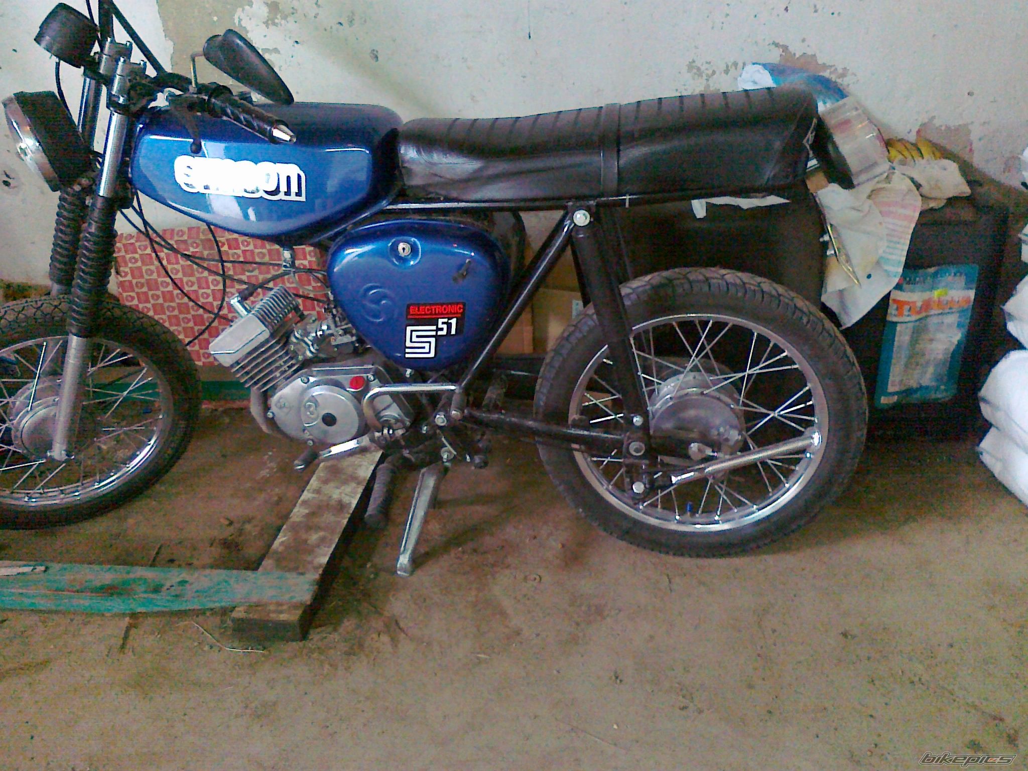 Photo 2440838
