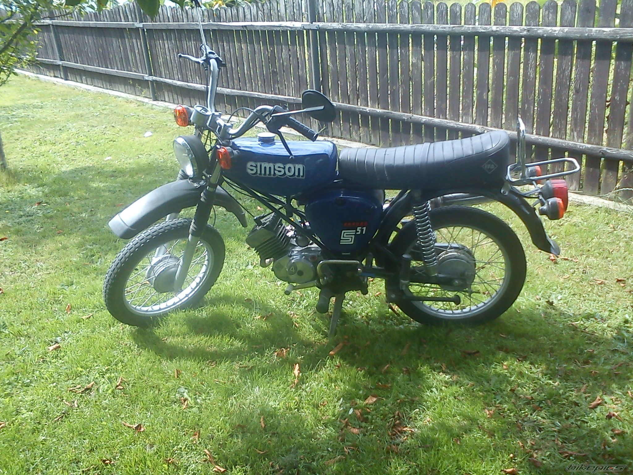 Photo 2440845