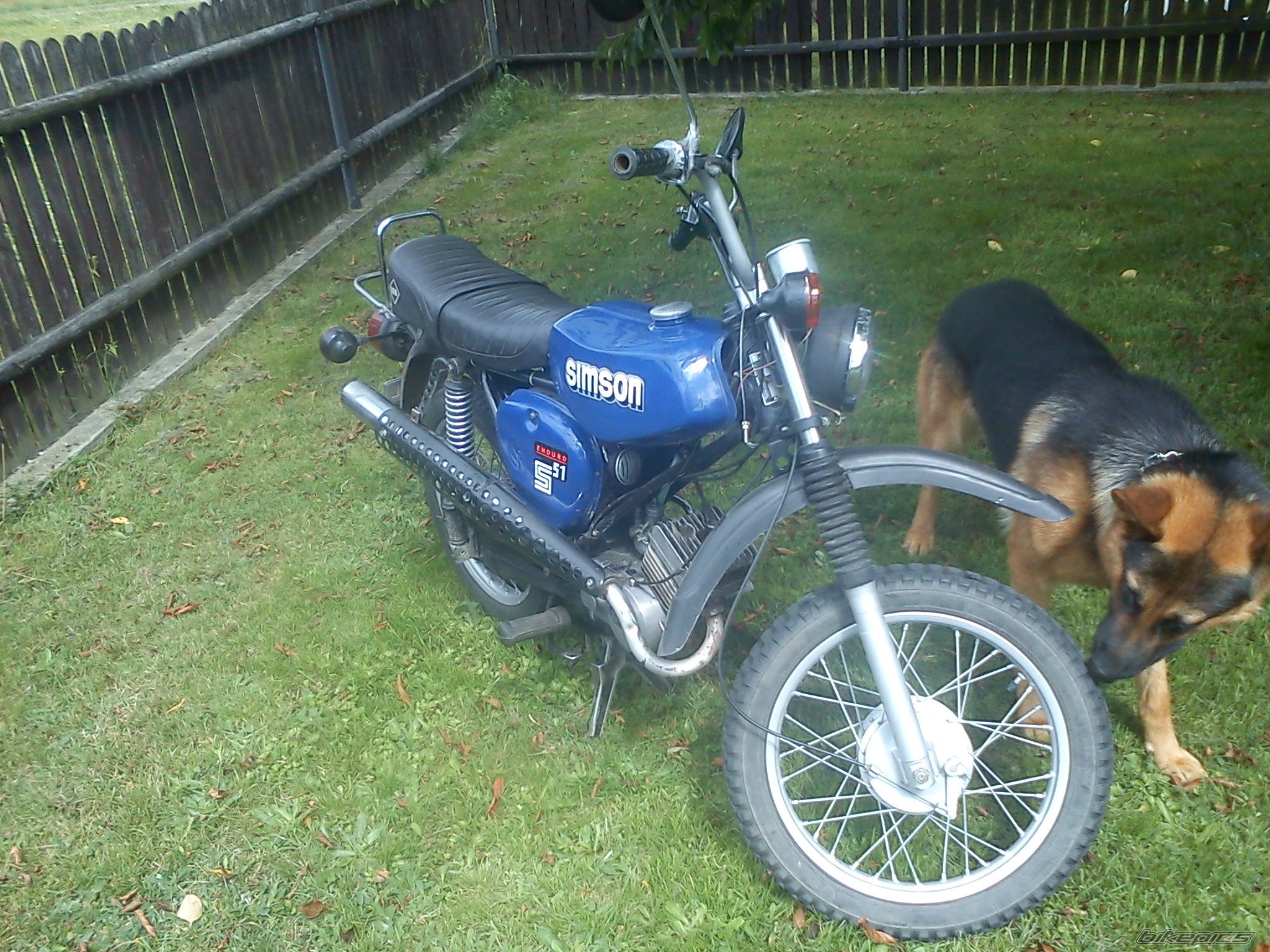 Photo 2440848