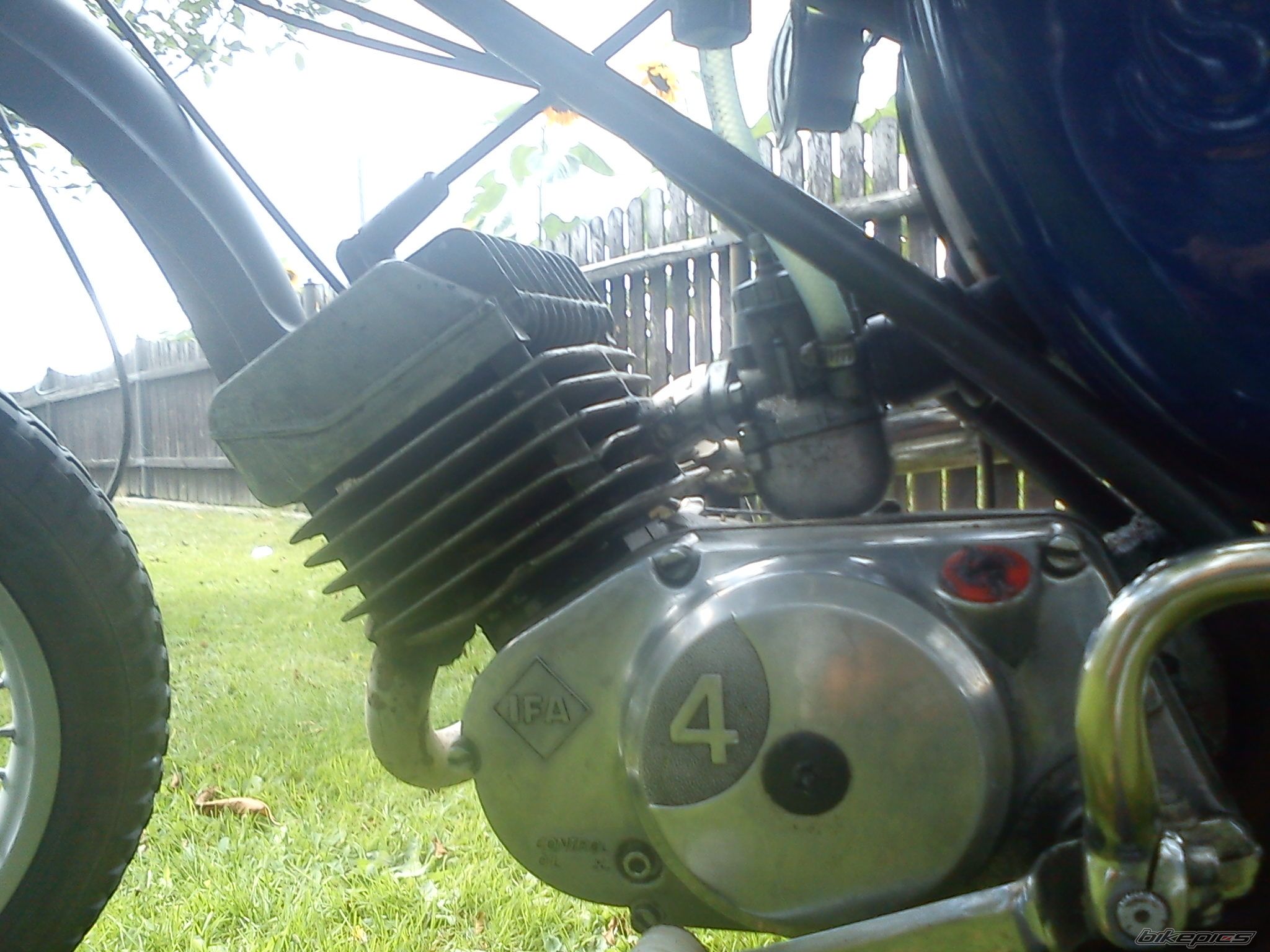 Photo 2440851