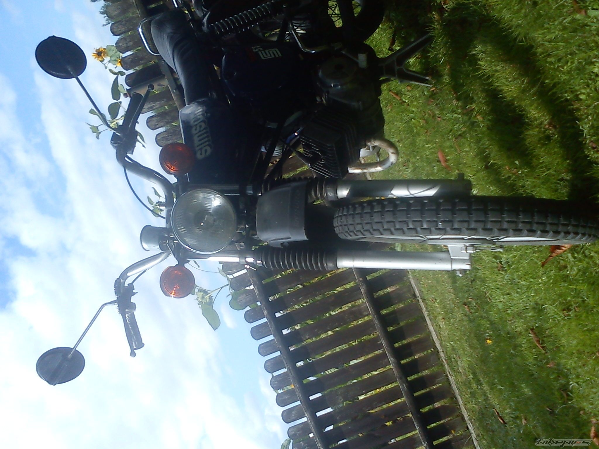 Photo 2440853