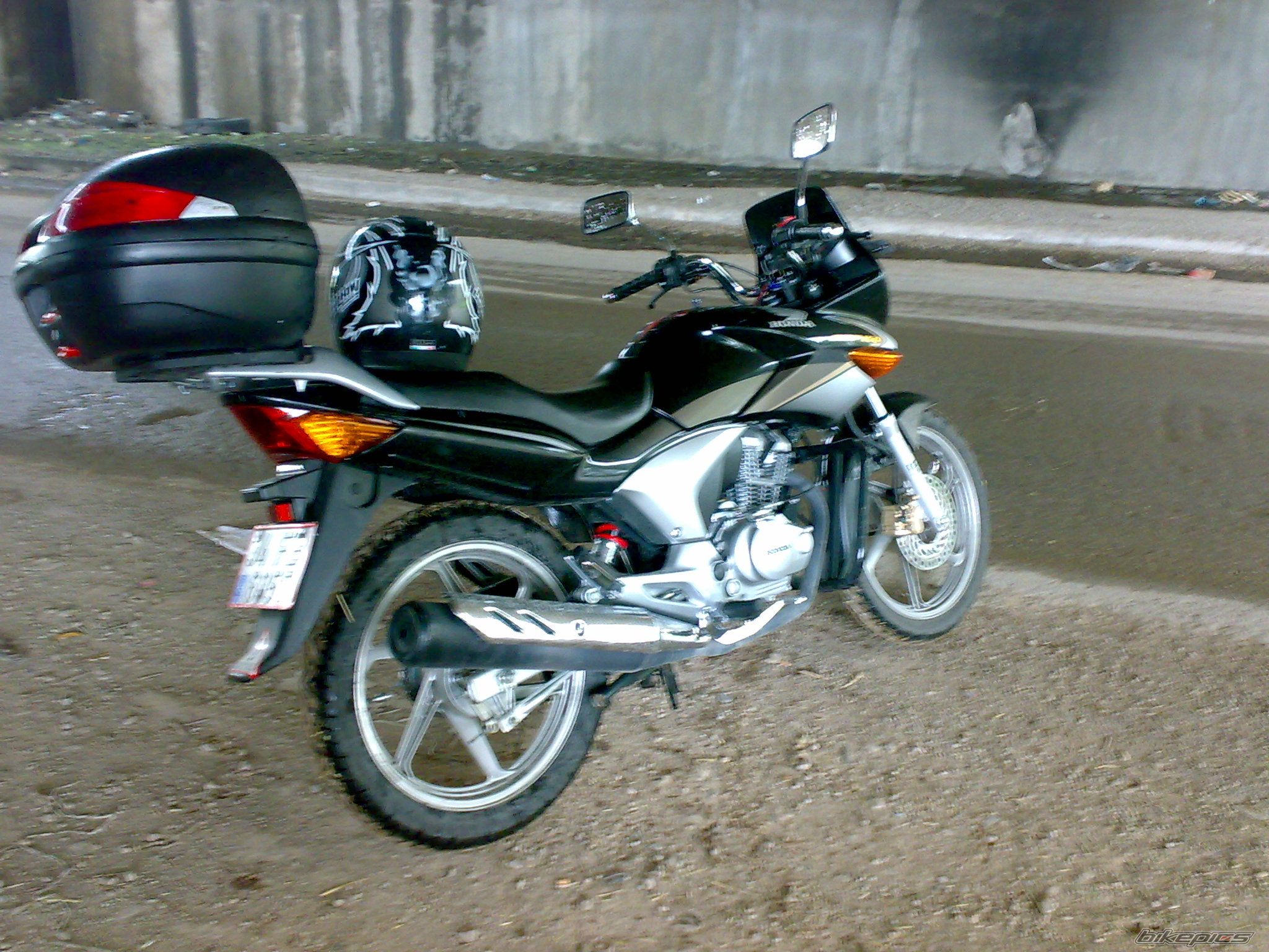 Photo 2440859