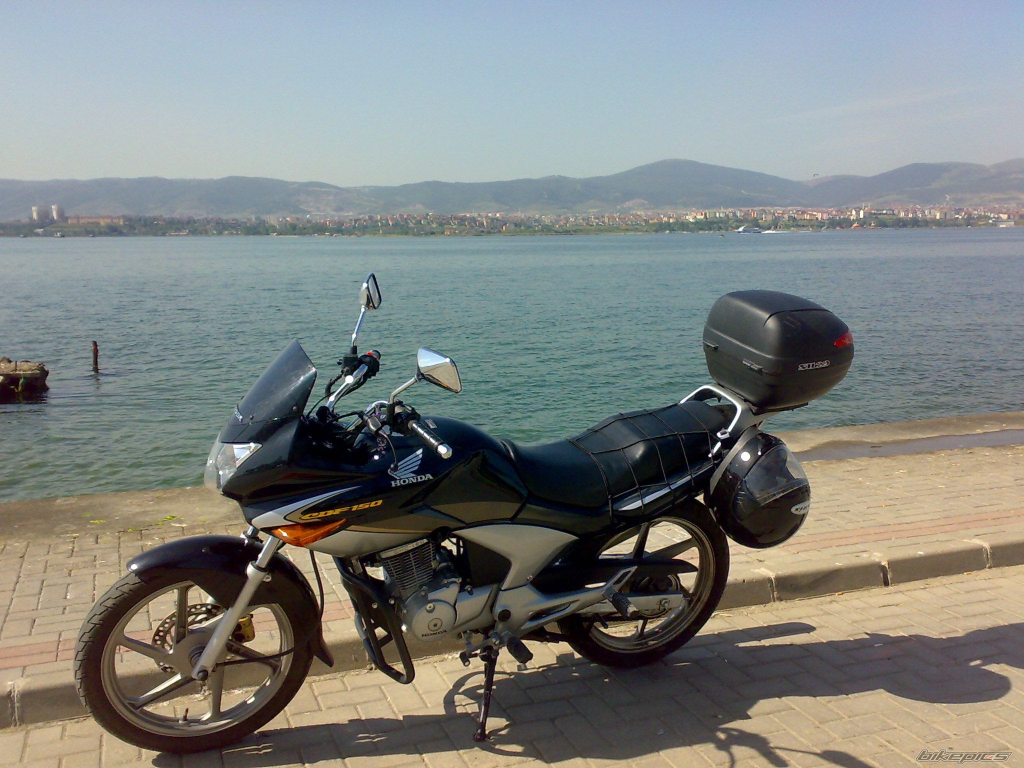 Photo 2440860