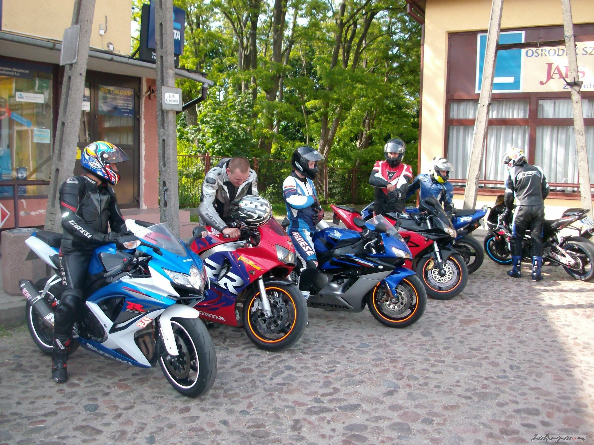 Photo 2440956