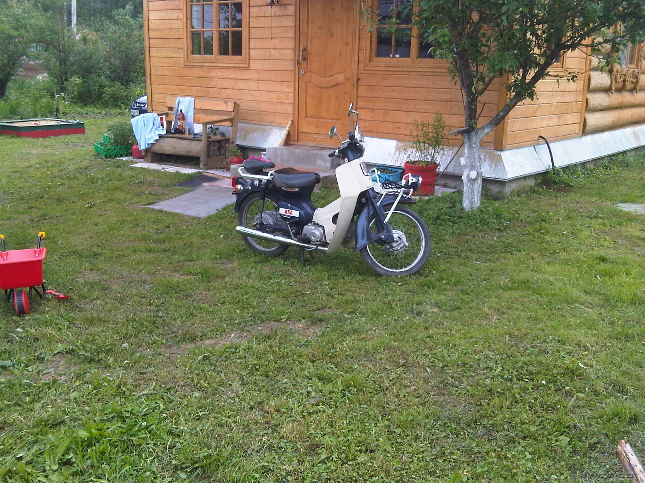 Bike Photo 2441010