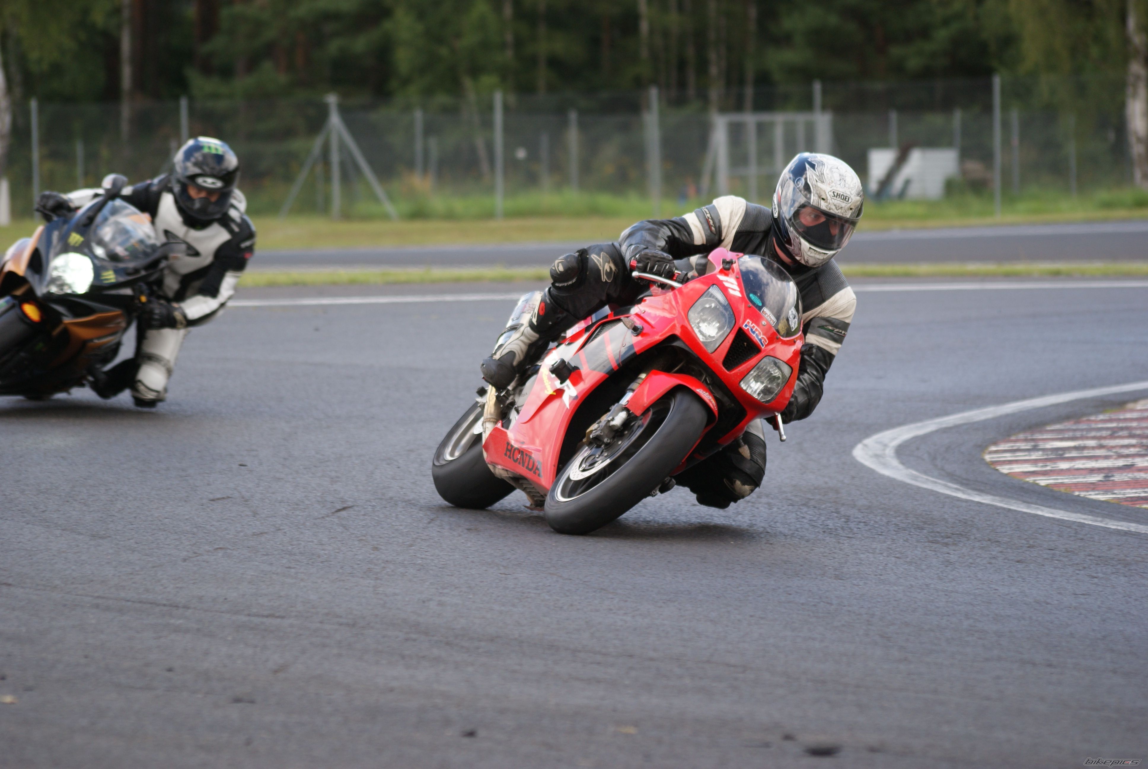 Photo 2441130