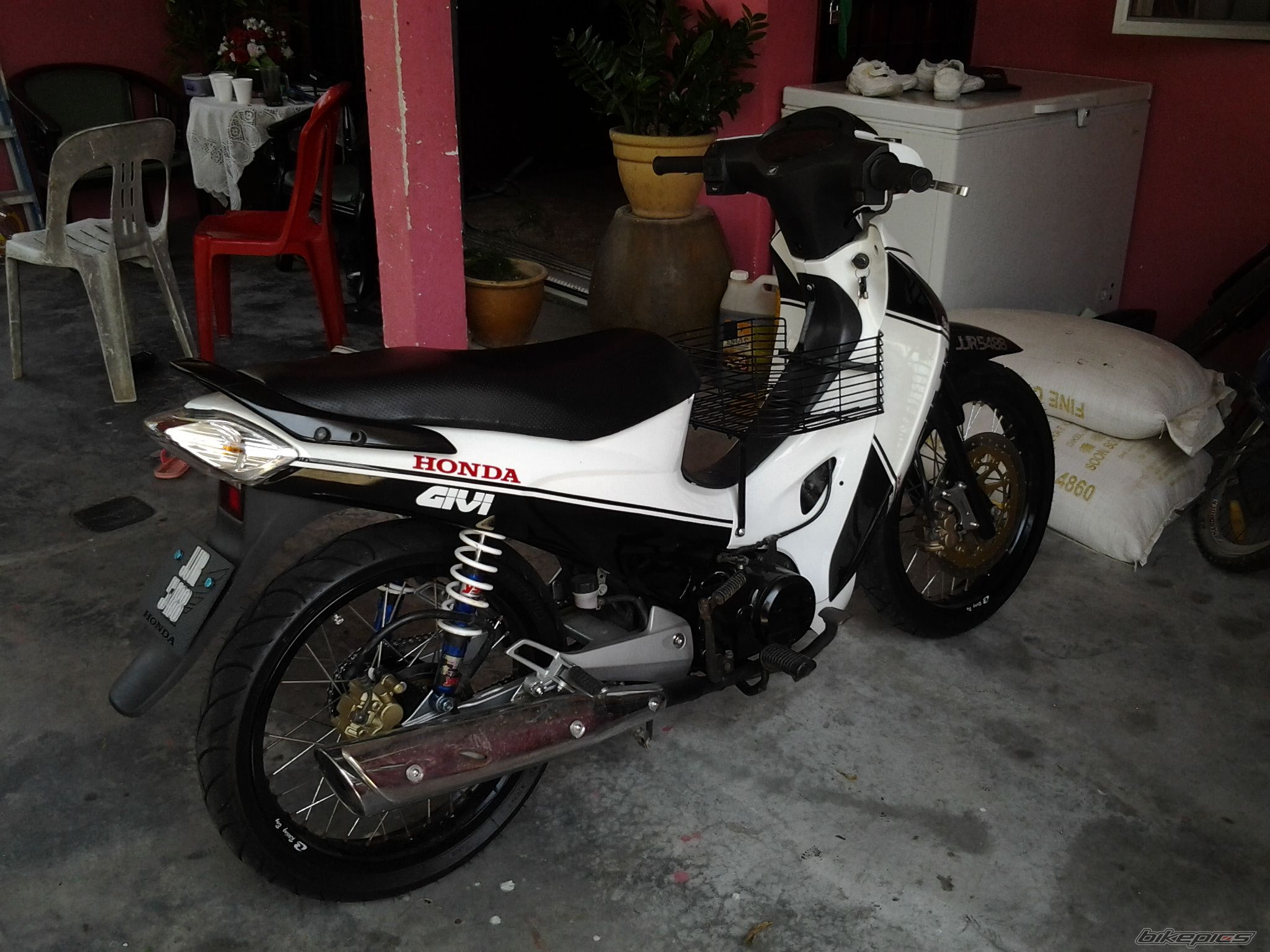 Photo 2441331