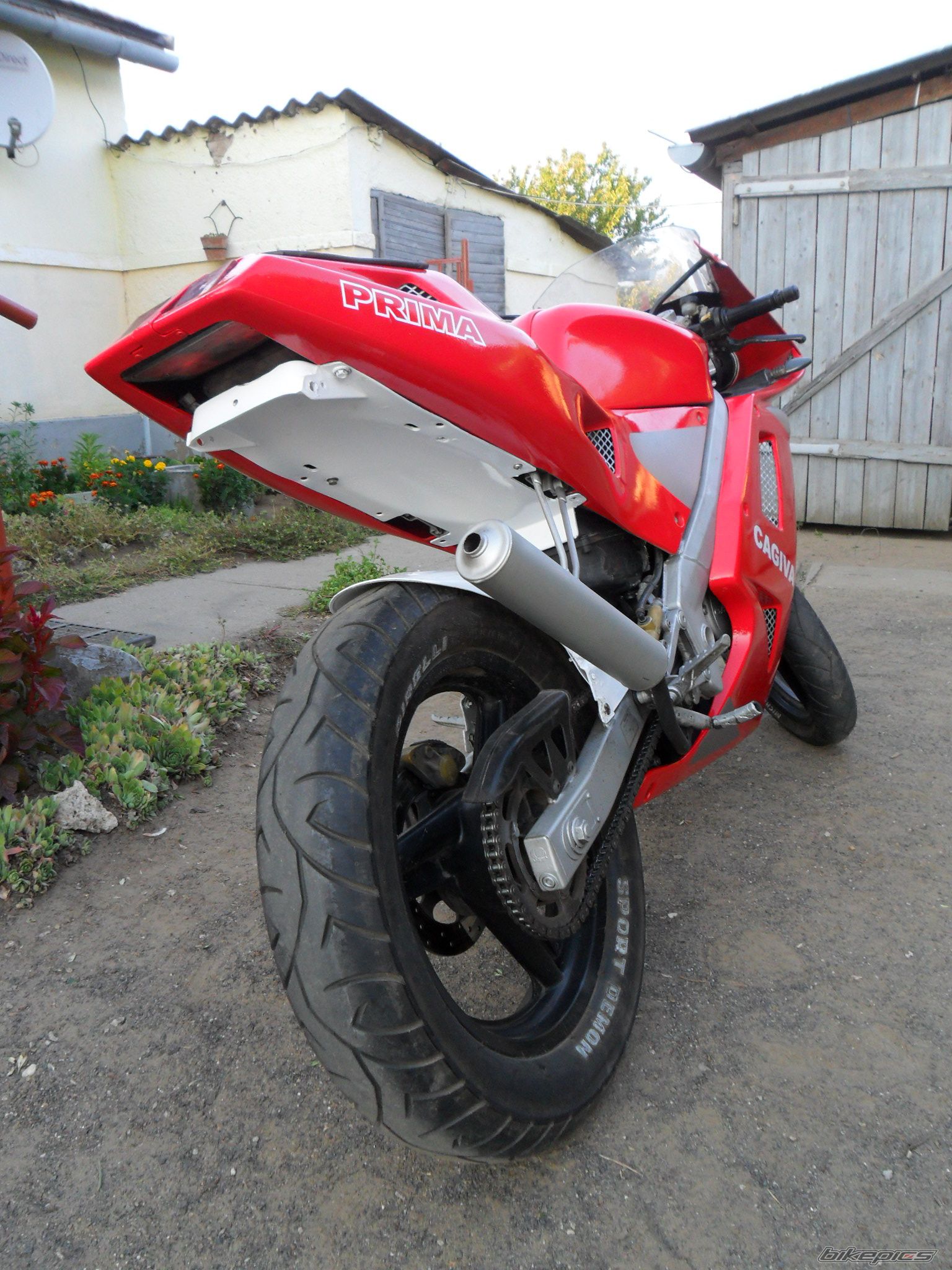 Photo 2441439