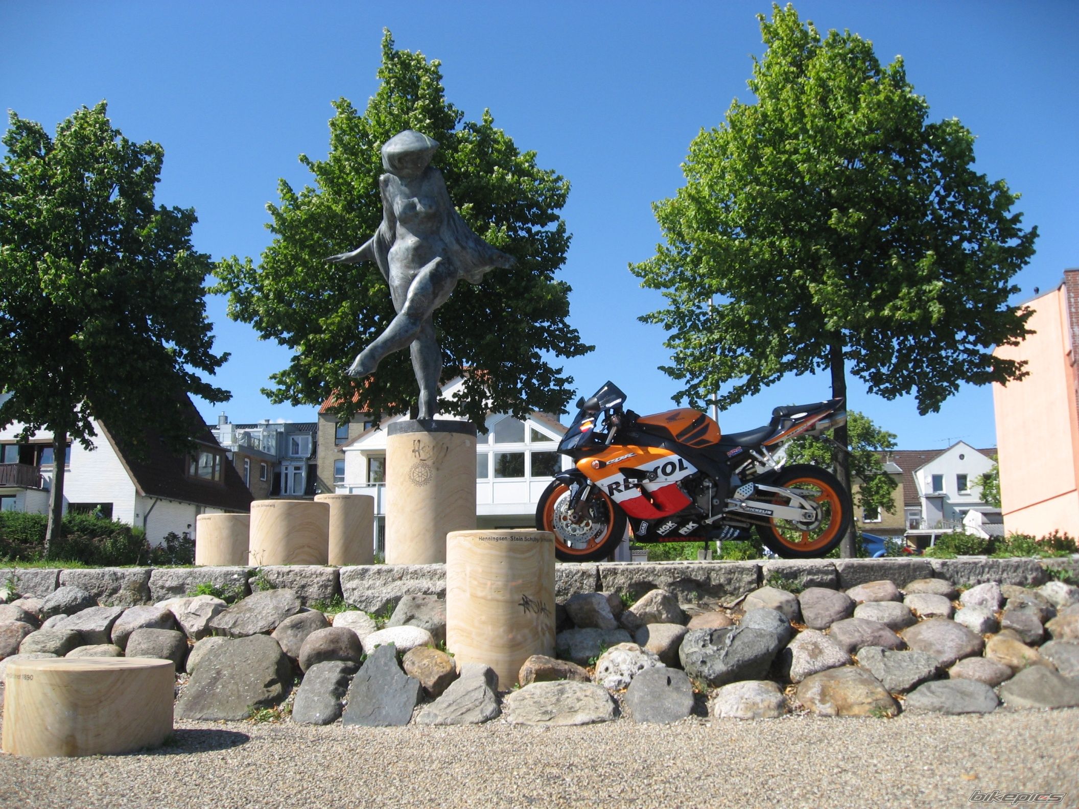 Photo 2441590