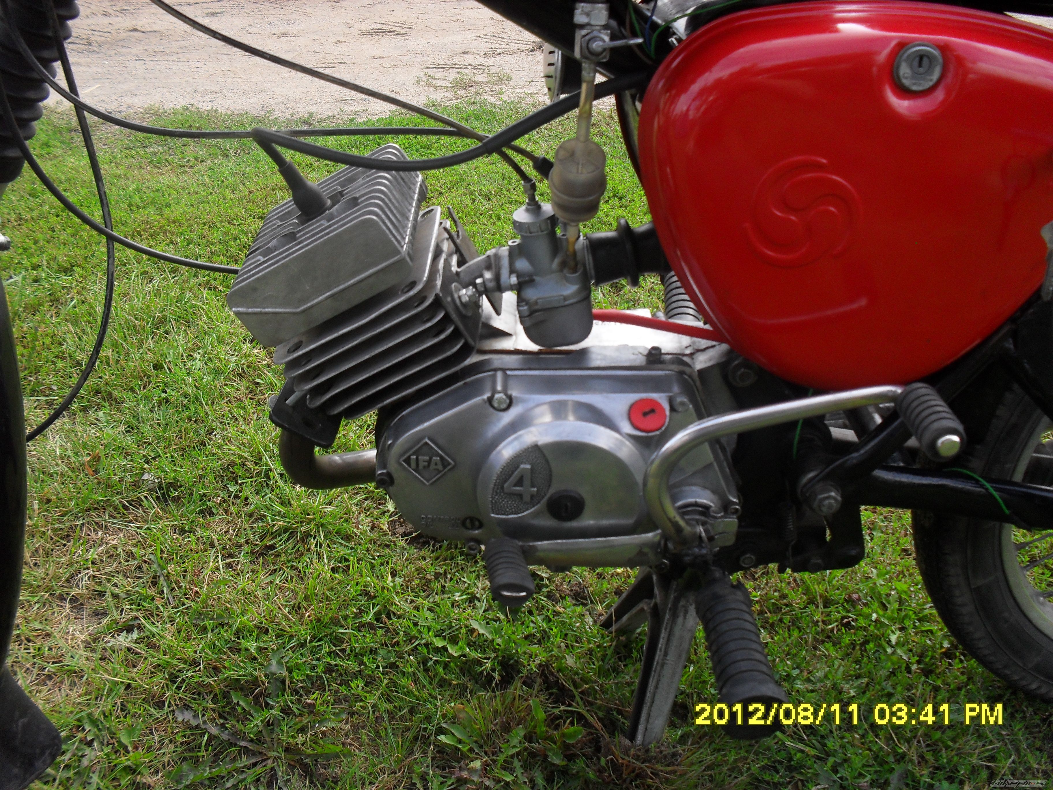 Photo 2442187