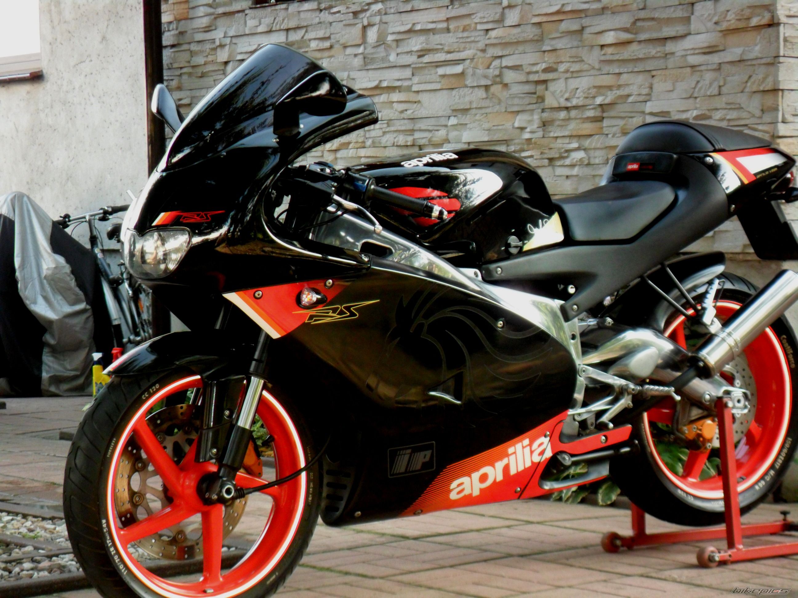 Photo 2442220