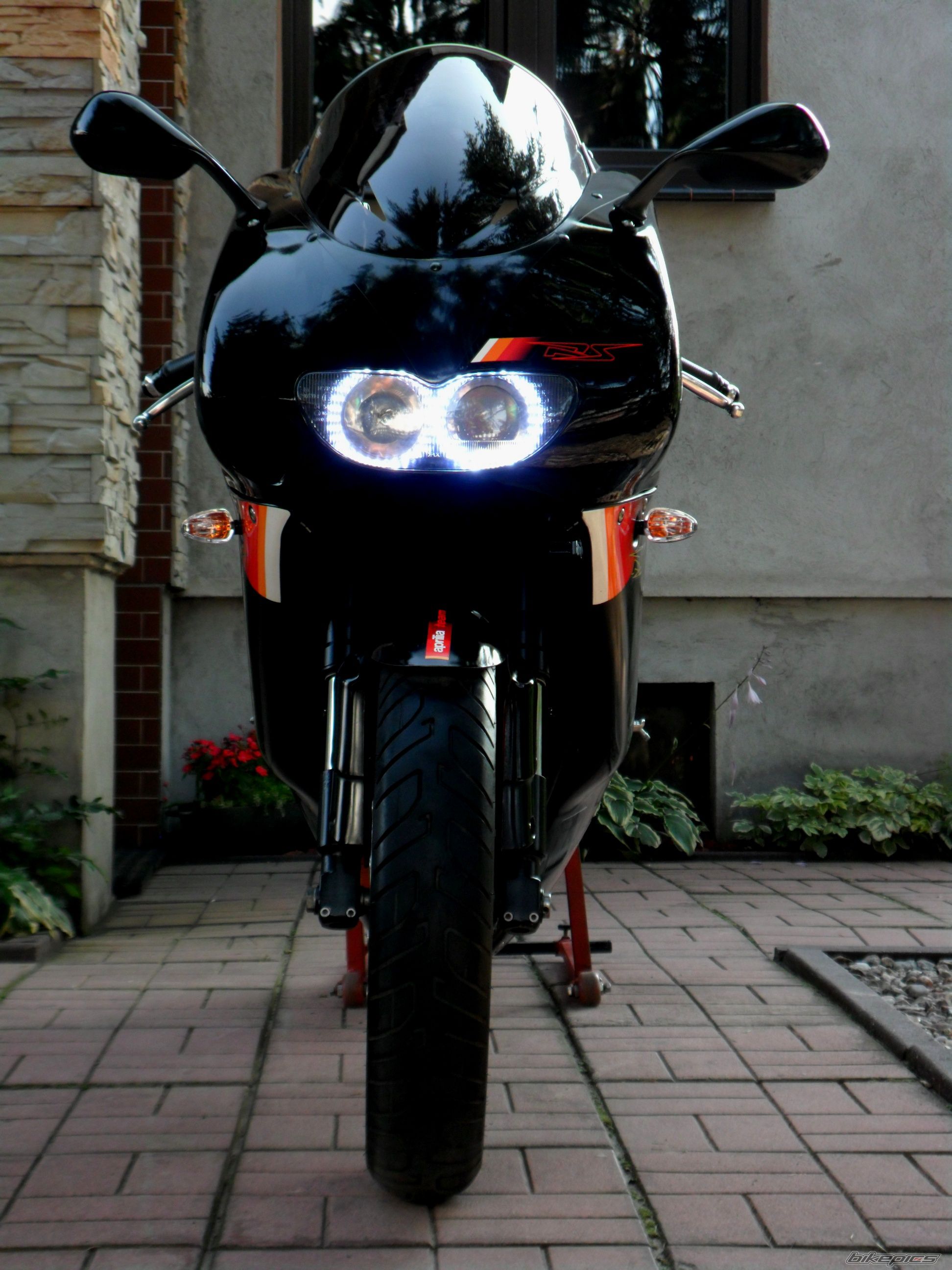 Photo 2442222