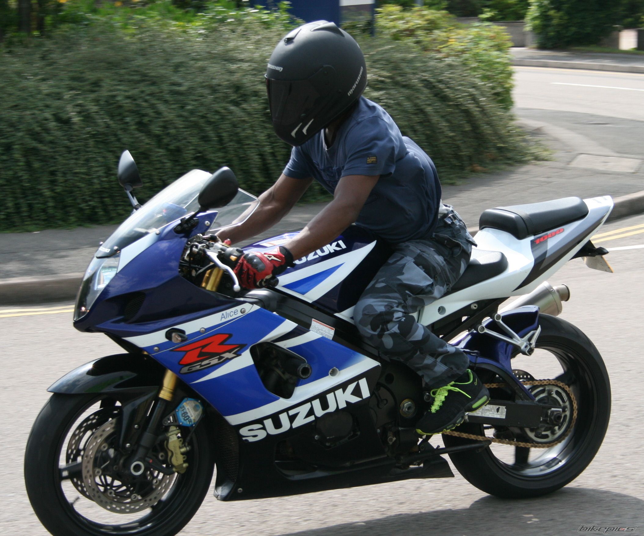 Photo 2442285