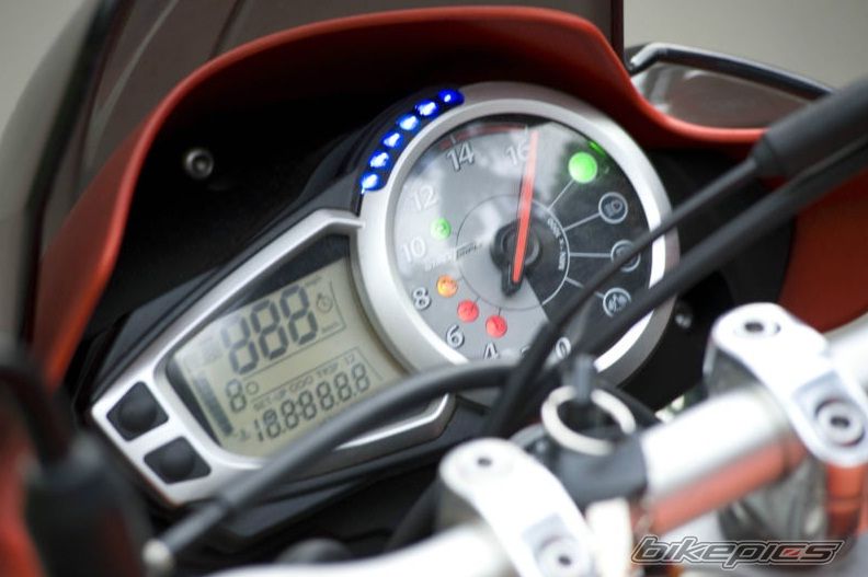 Photo 2442376