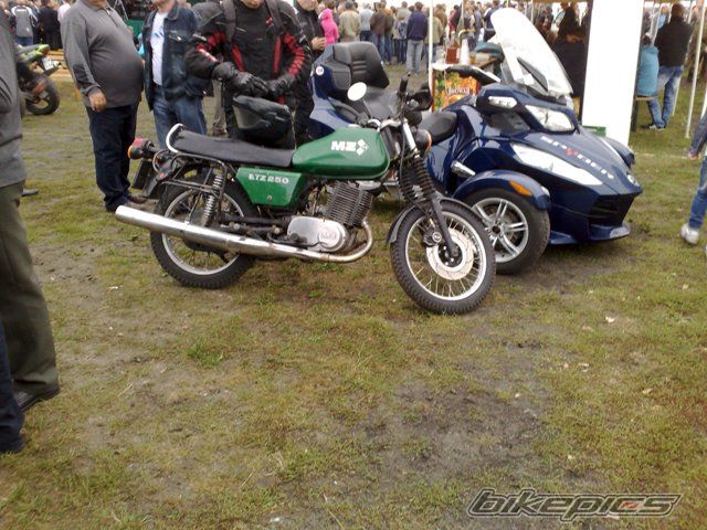 Photo 2442427