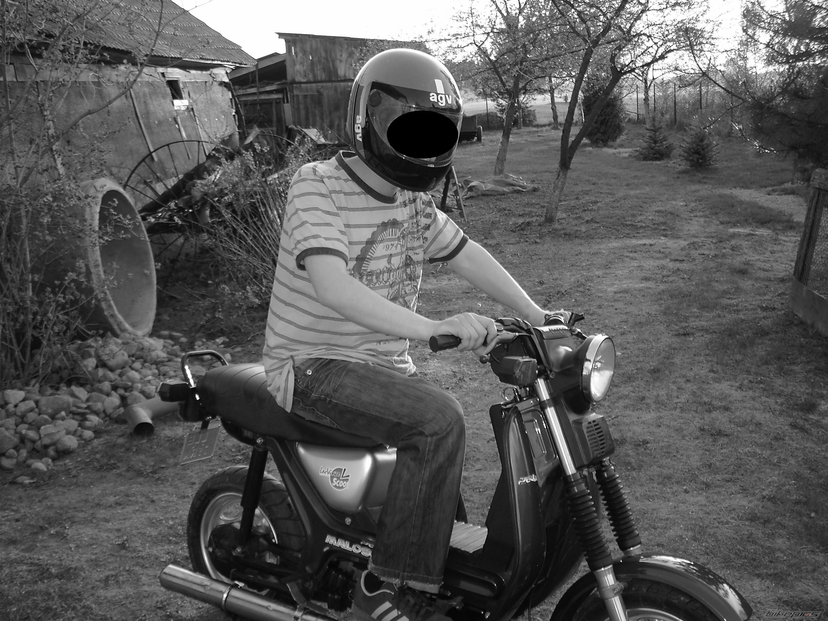 Bike Photo 2442450