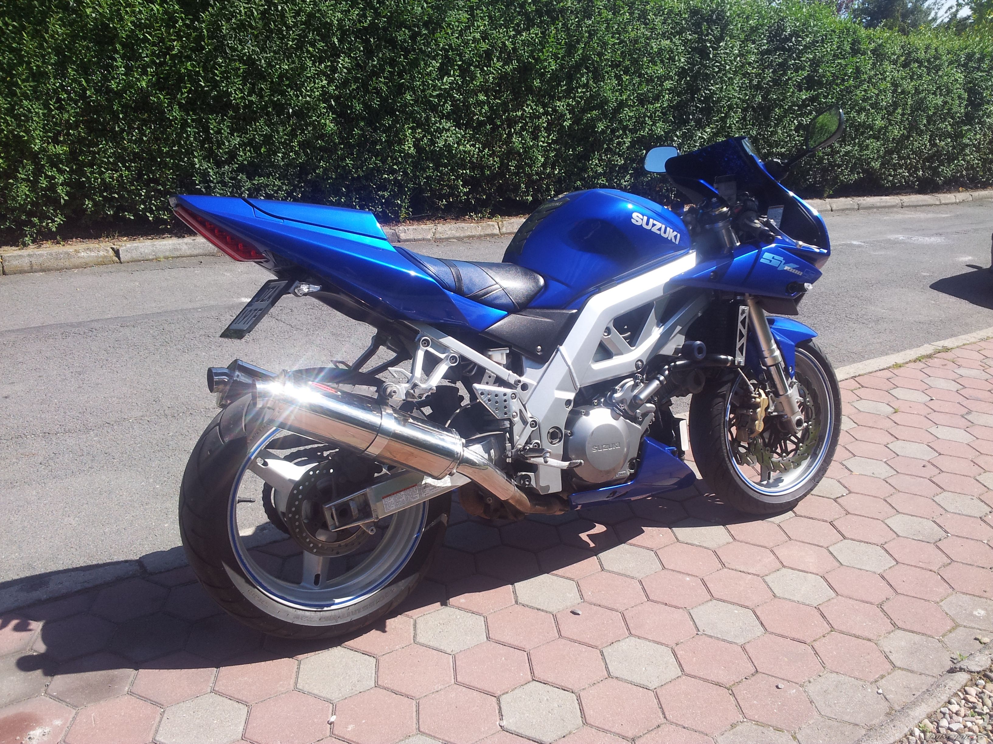 Photo 2442544