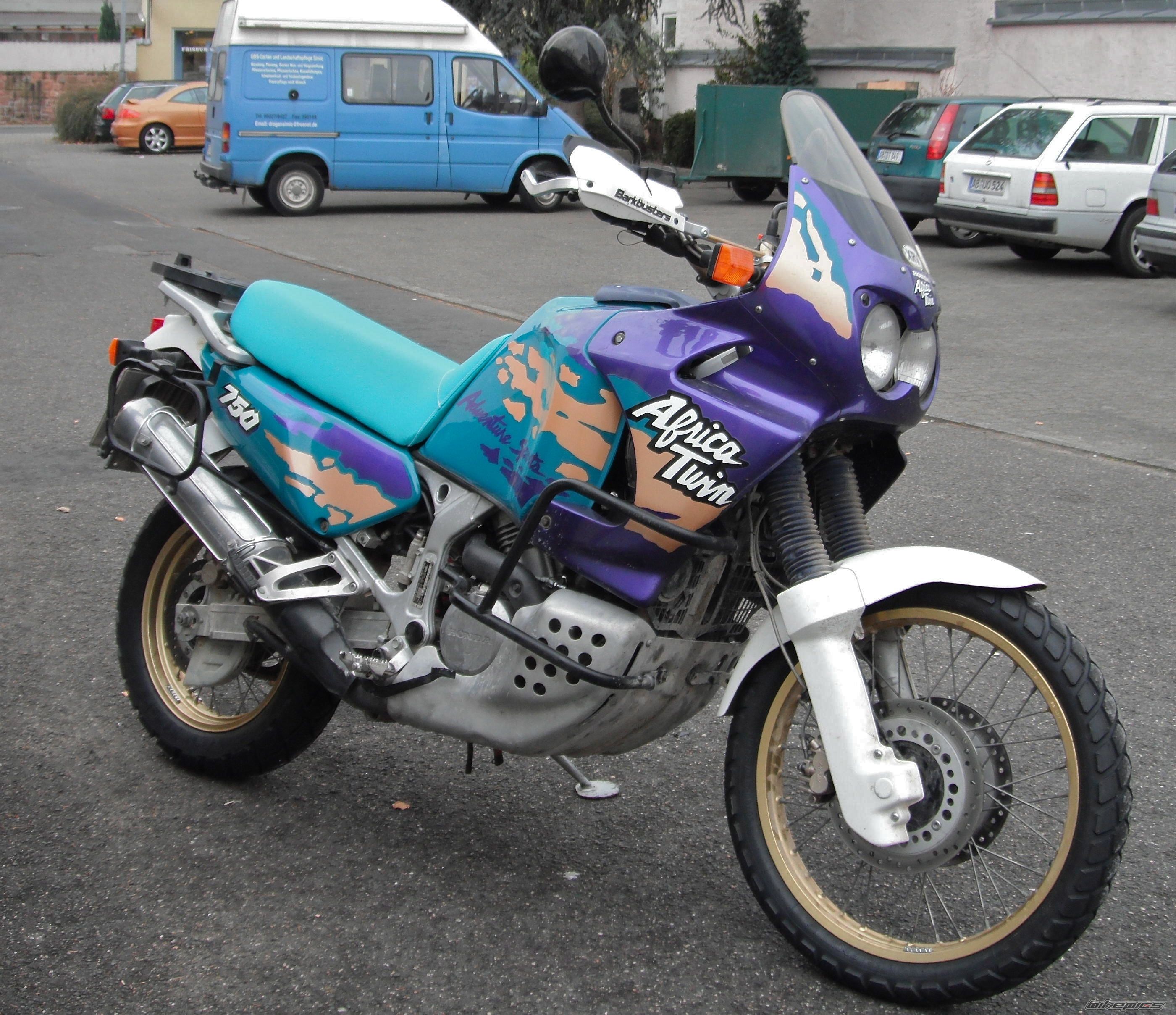 Photo 2442554