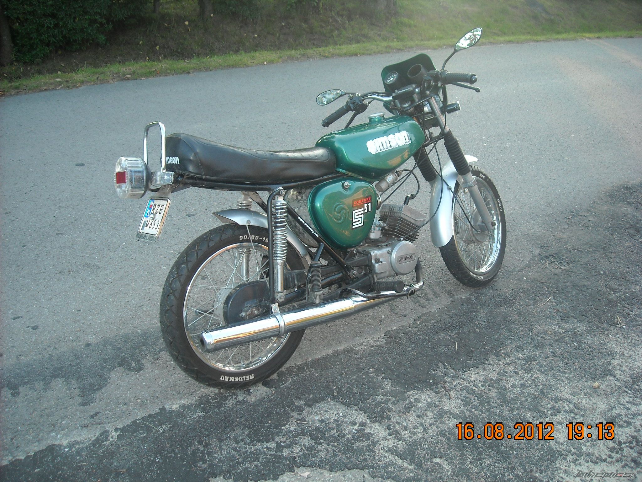 Photo 2442685