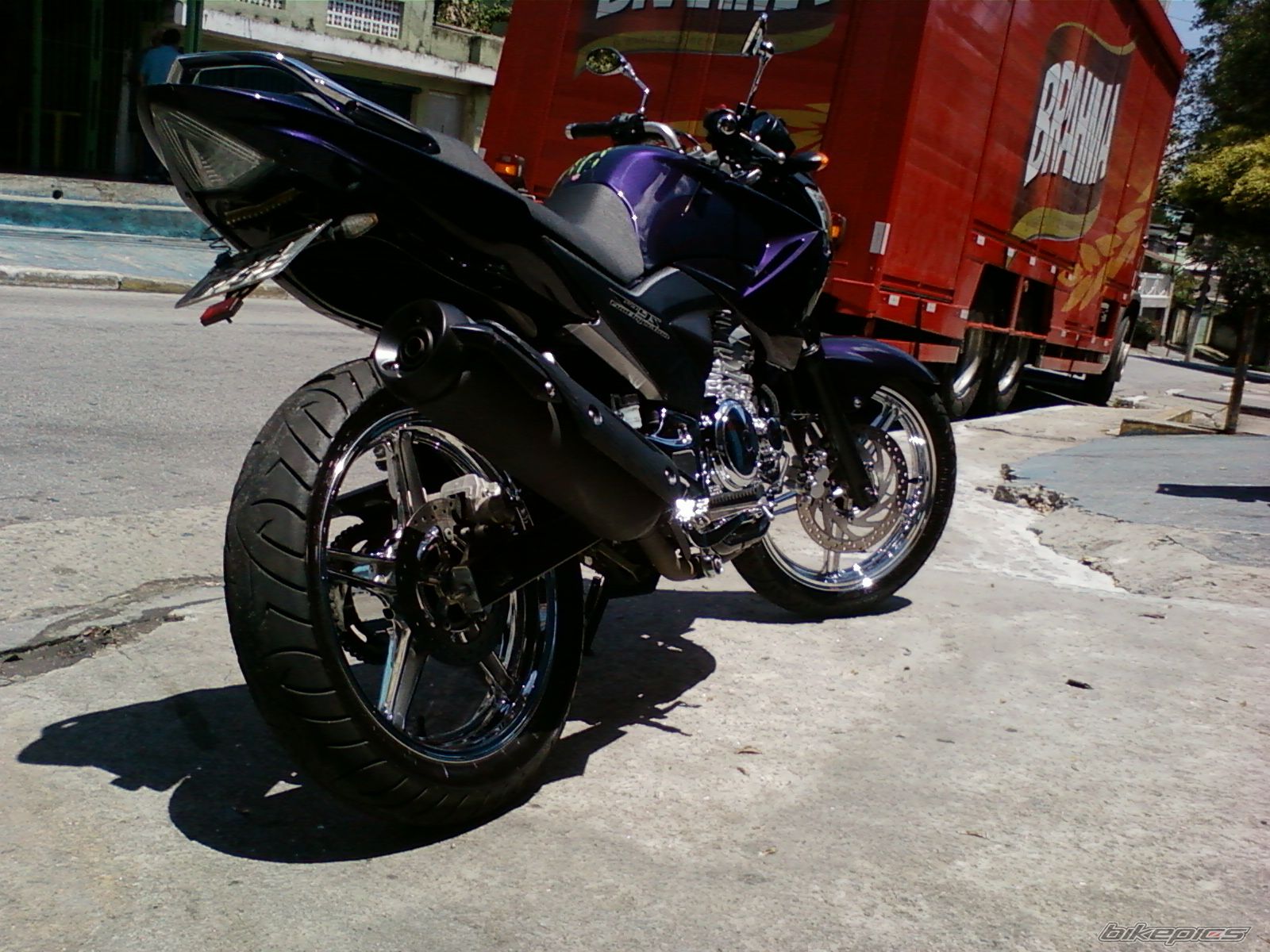 Photo 2442823