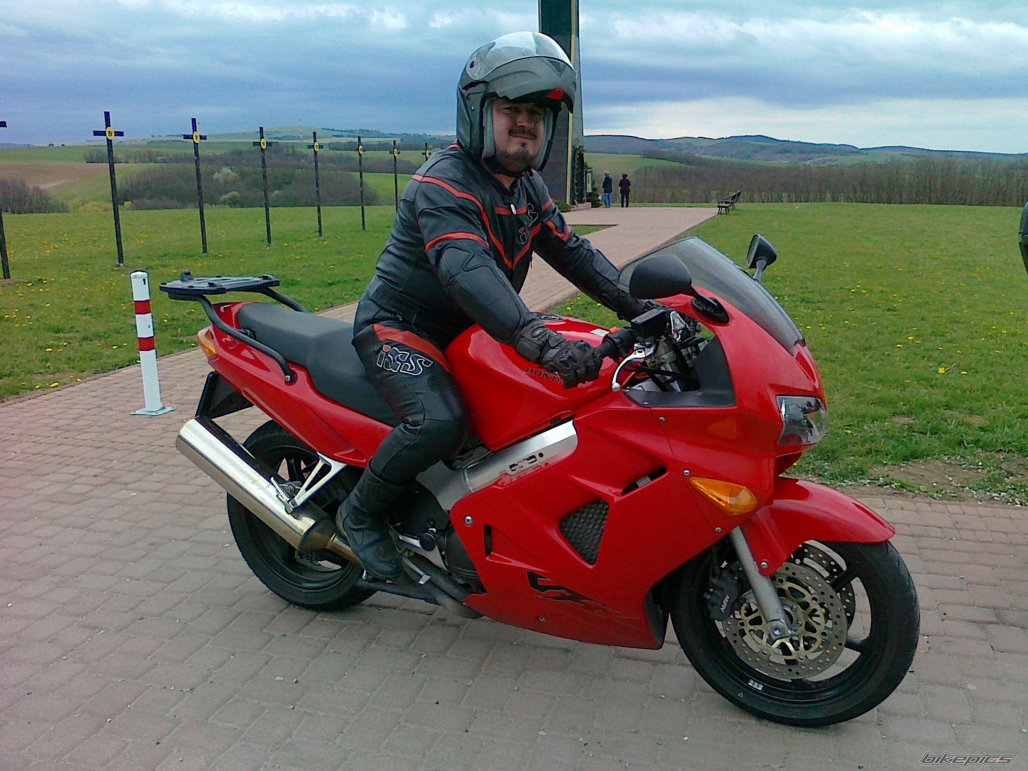 Photo 2442855