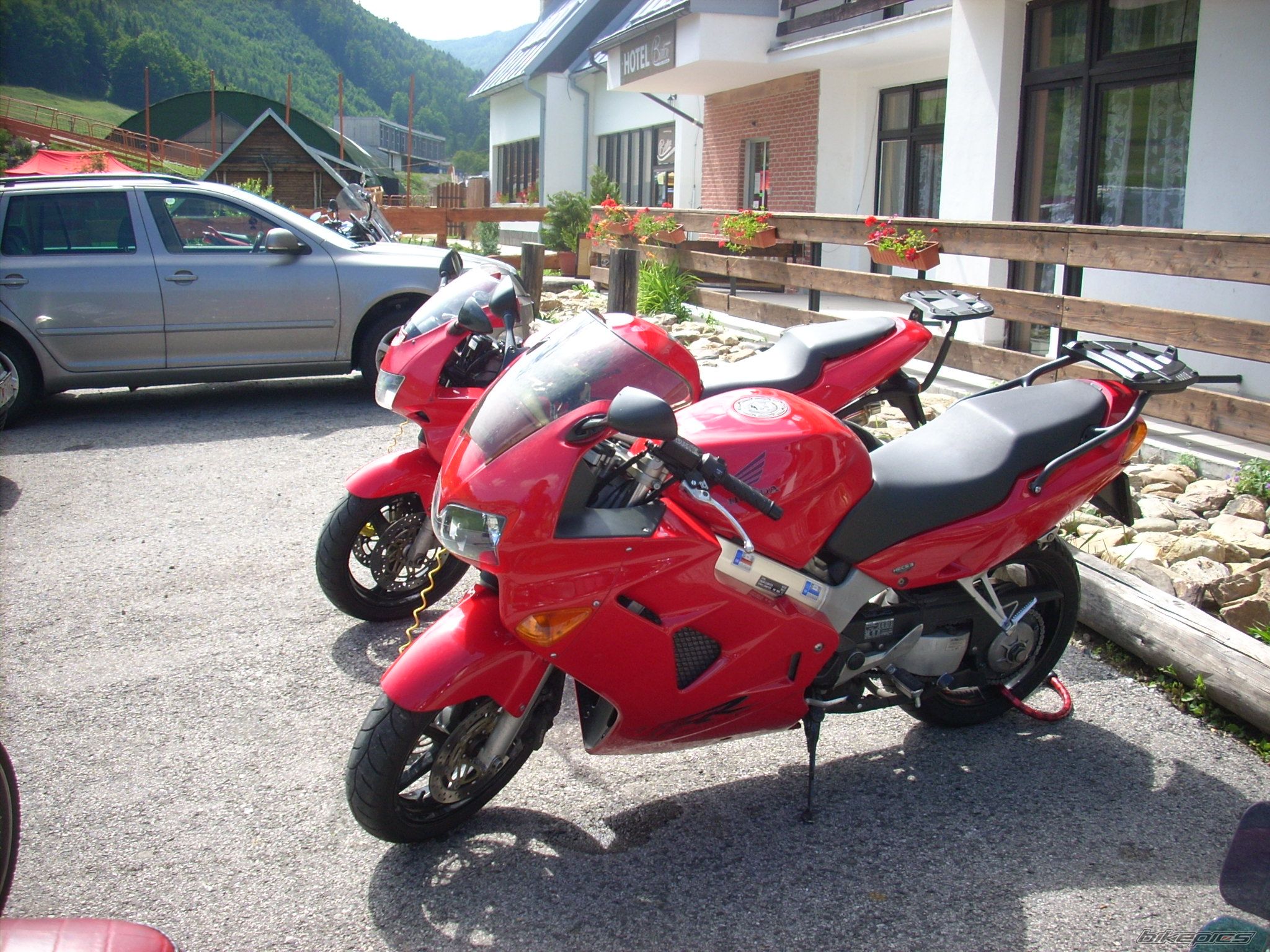 Photo 2442876