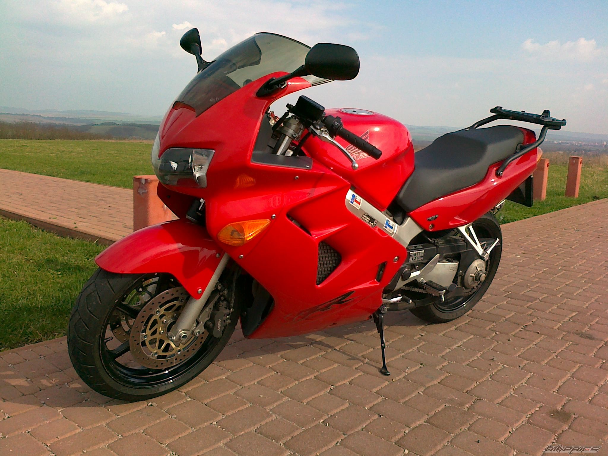 Photo 2442879