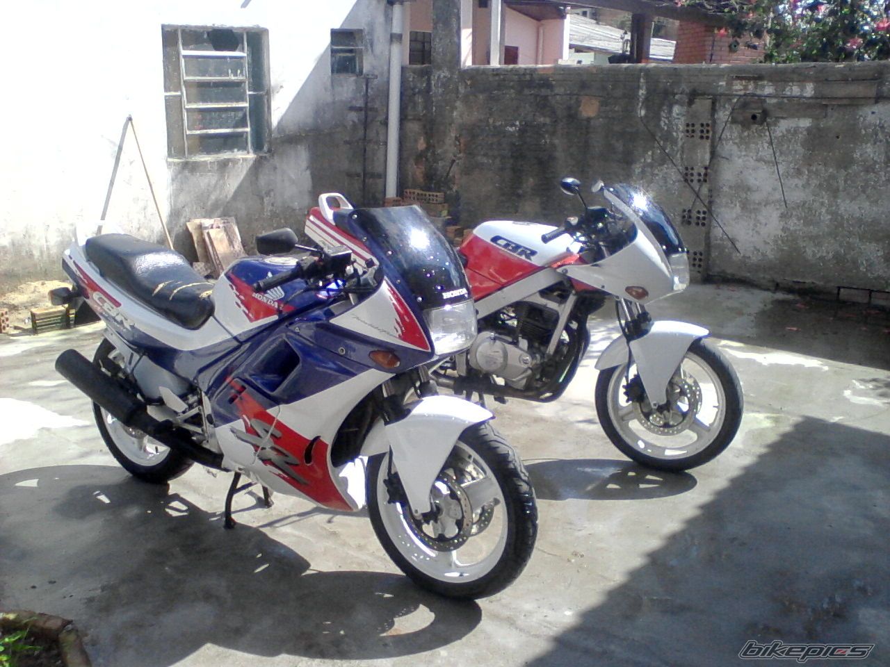 Photo 2442883