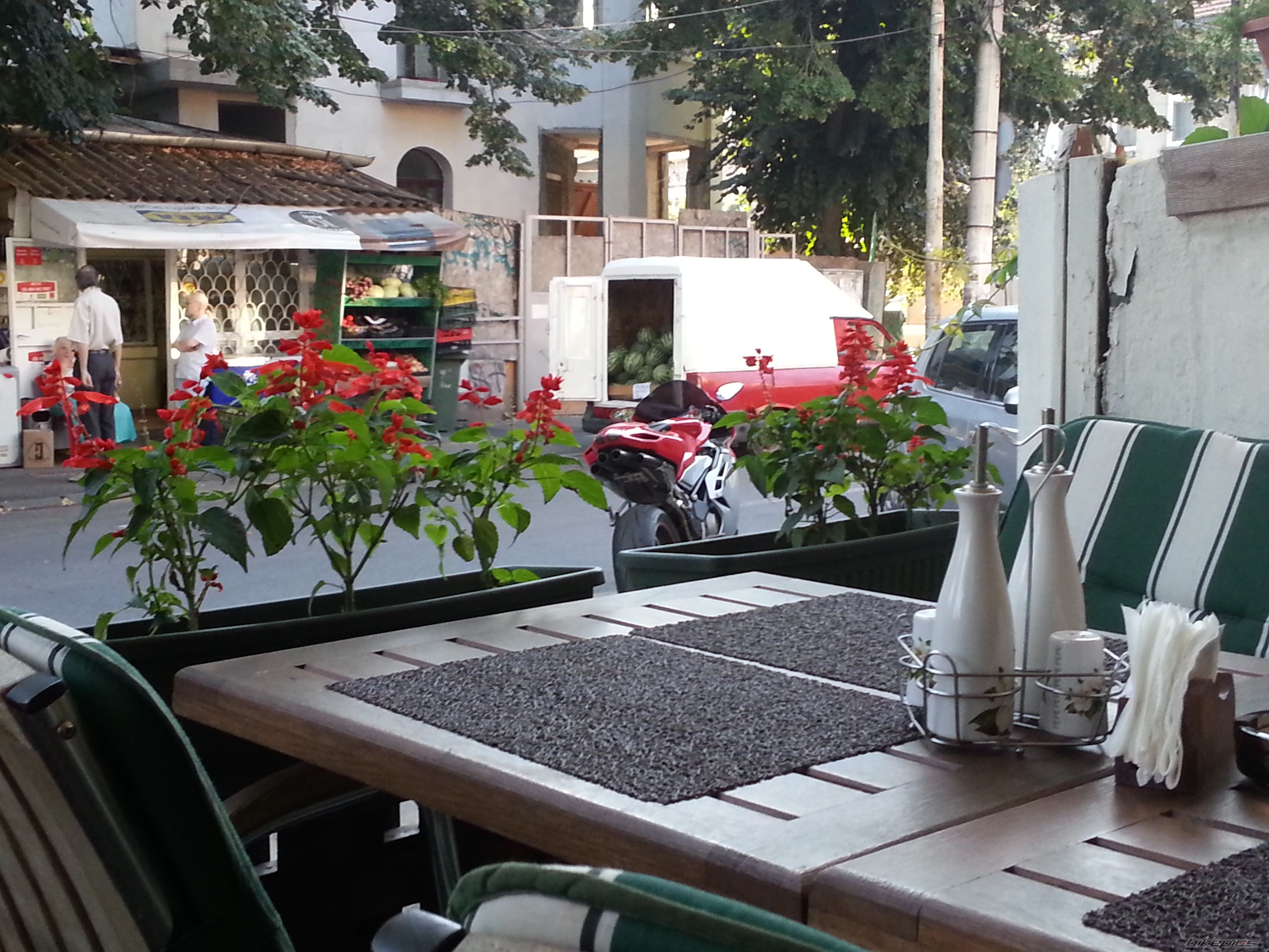 Photo 2442988