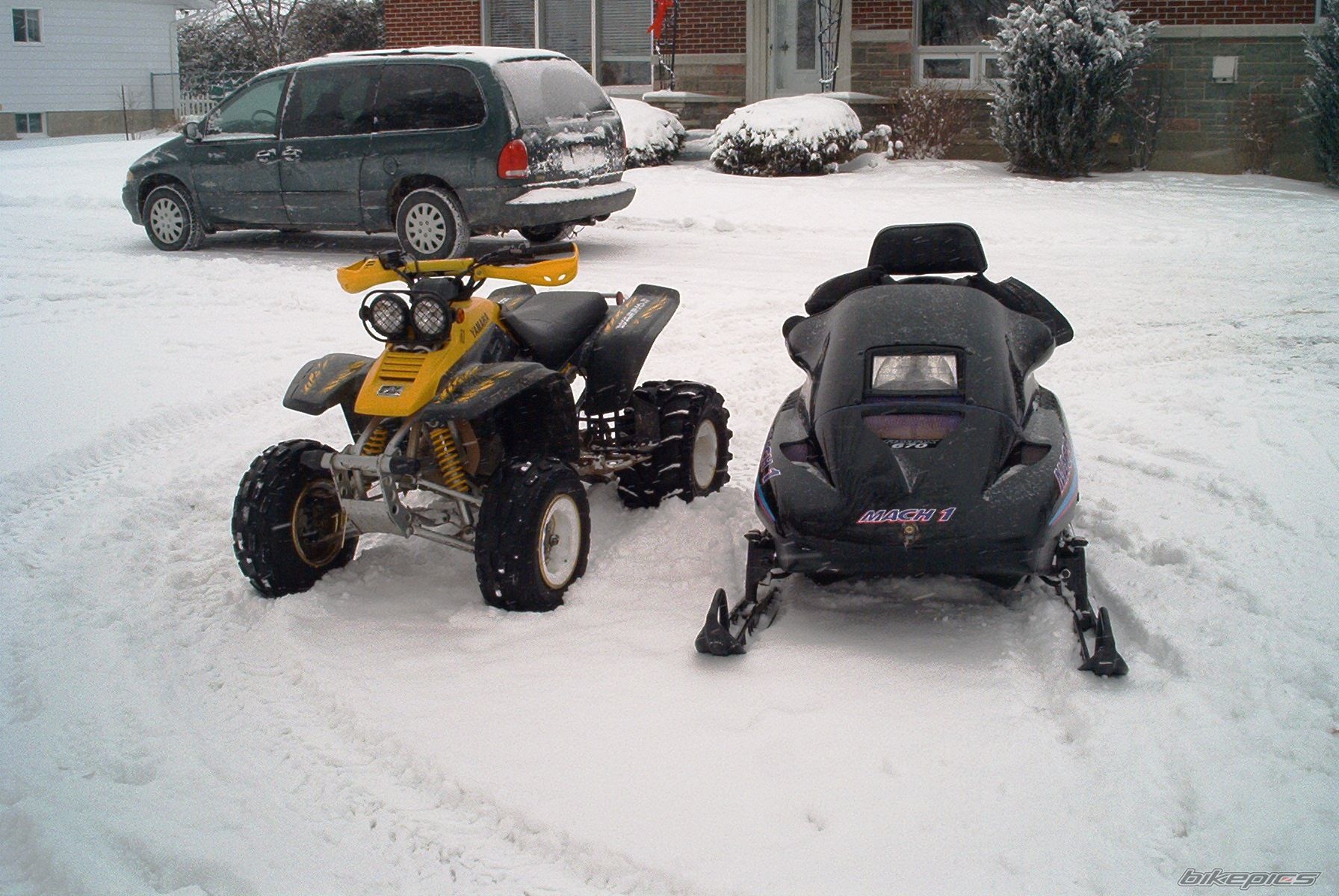 Photo 2443059