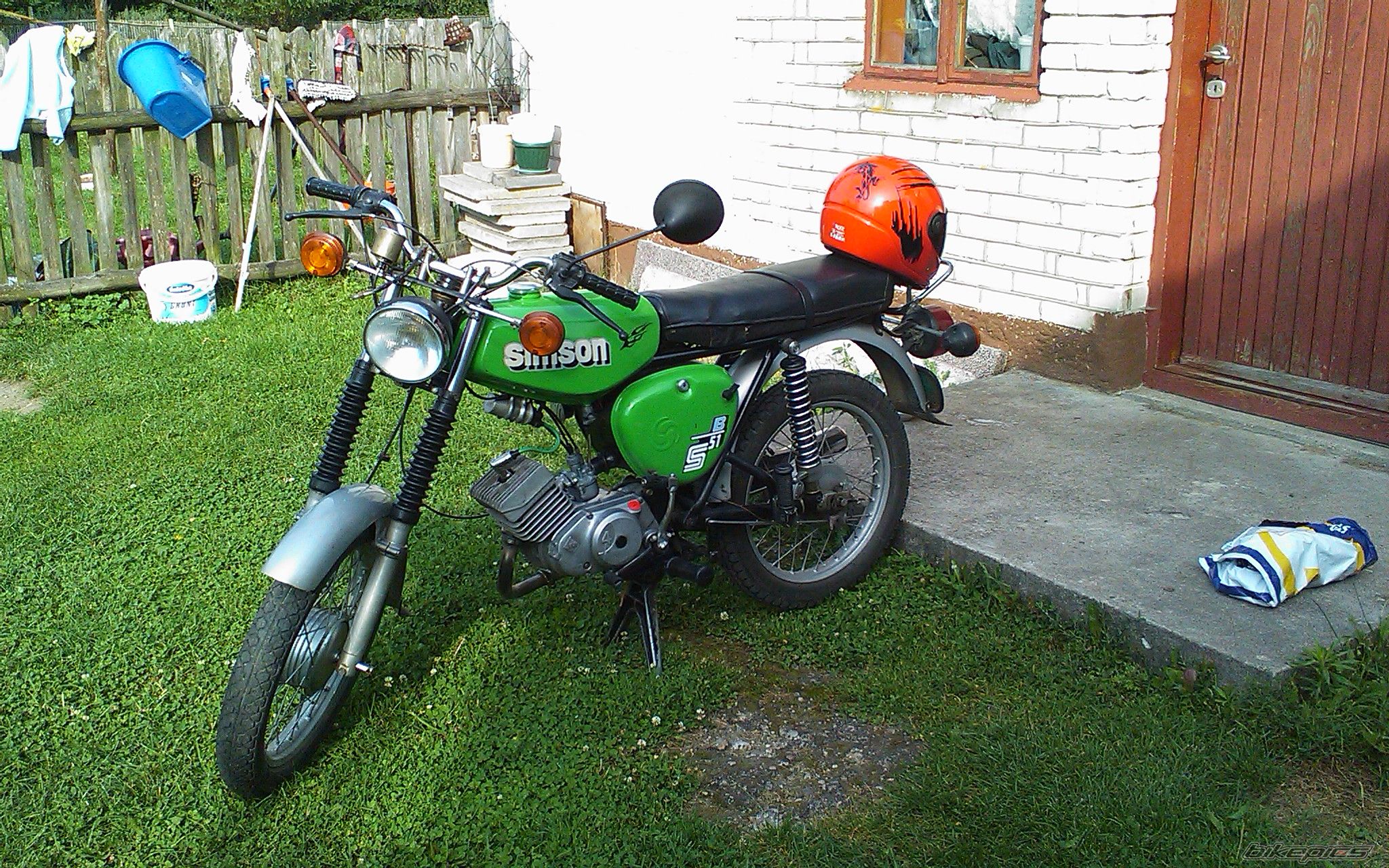 Photo 2443156