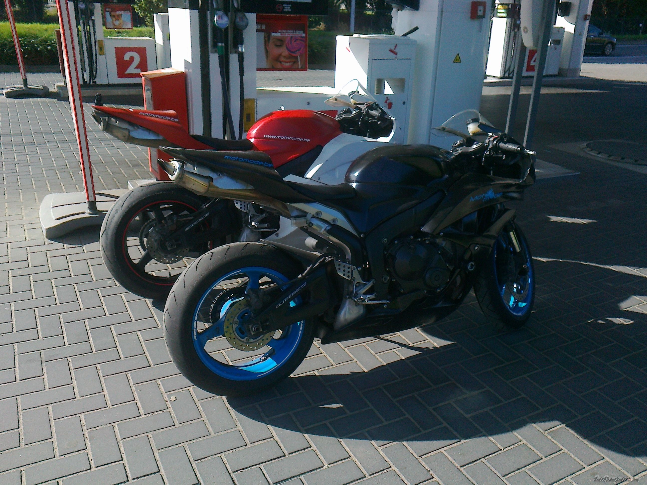 Photo 2443297