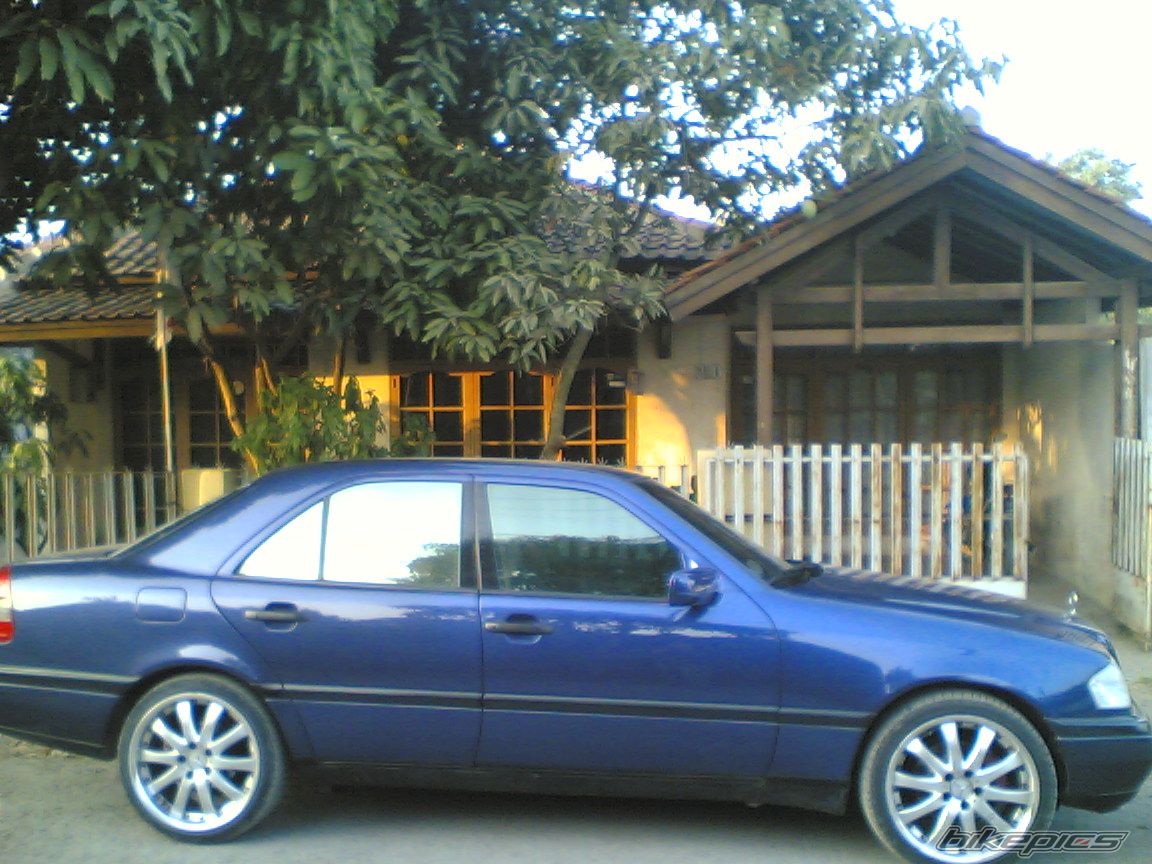 Photo 2443422