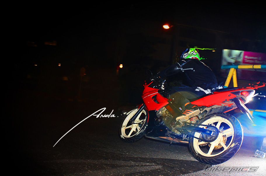 Photo 2443425