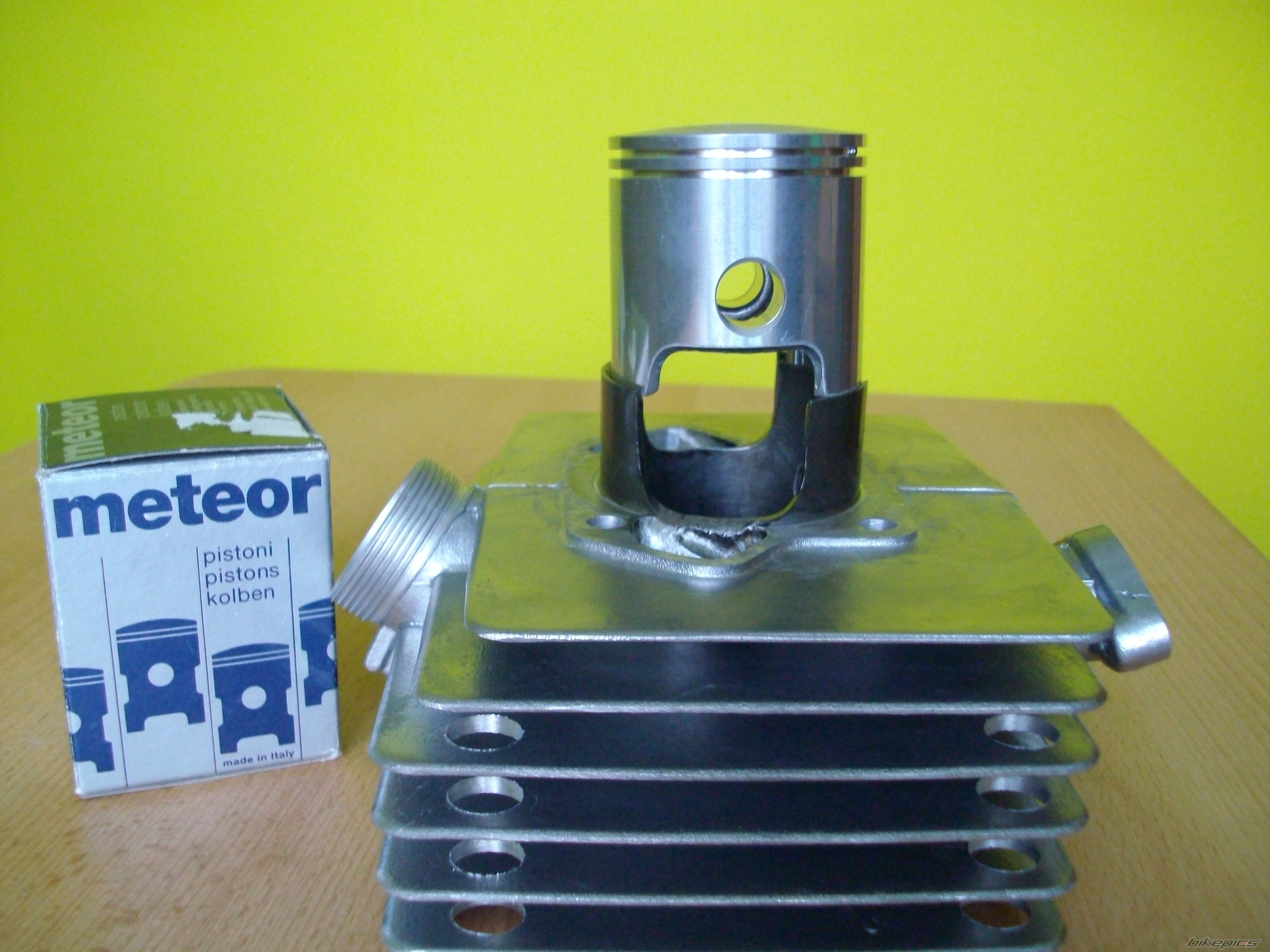 Photo 2443427