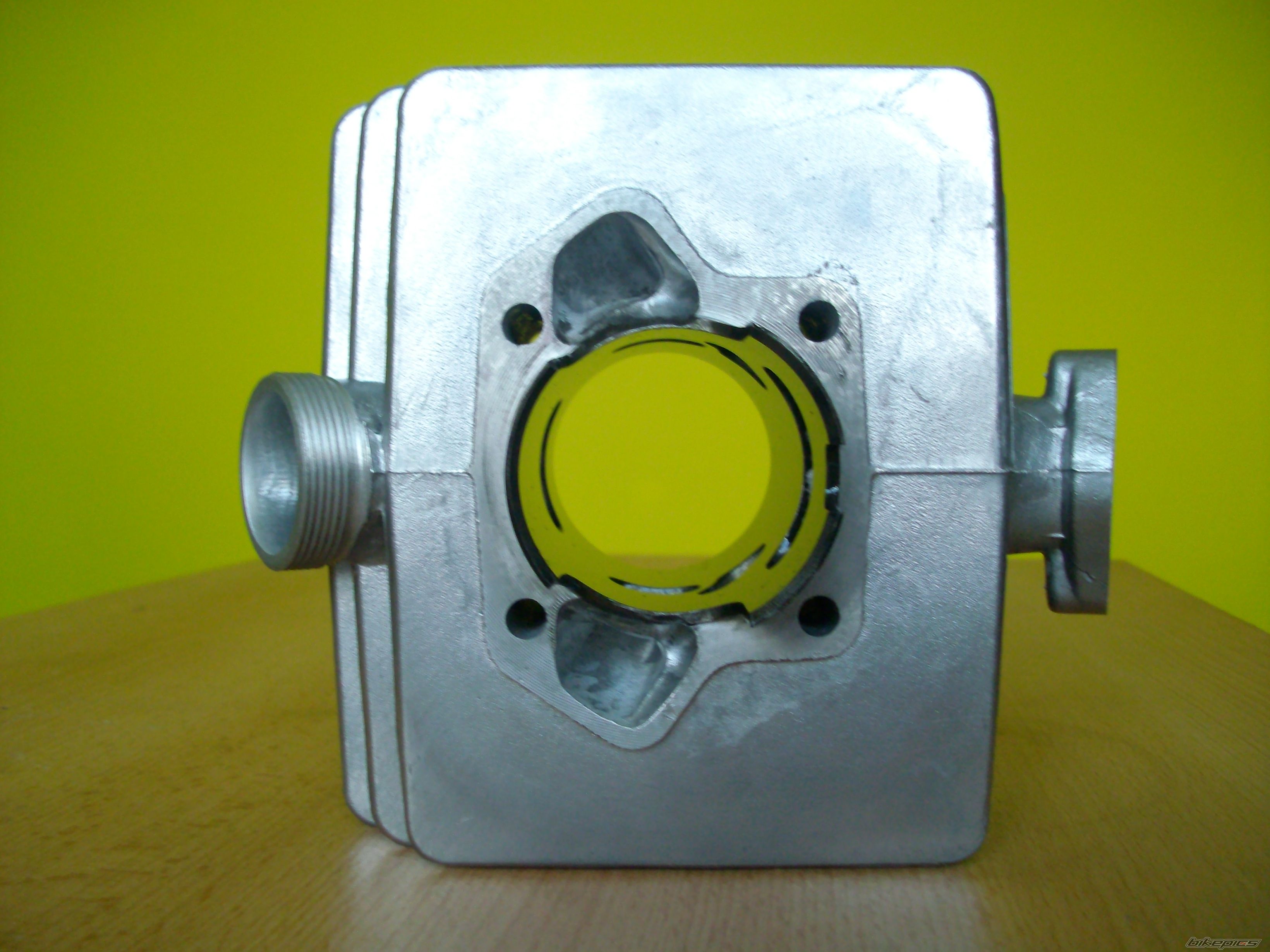 Photo 2443429