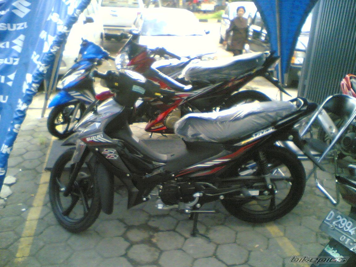 Photo 2443440