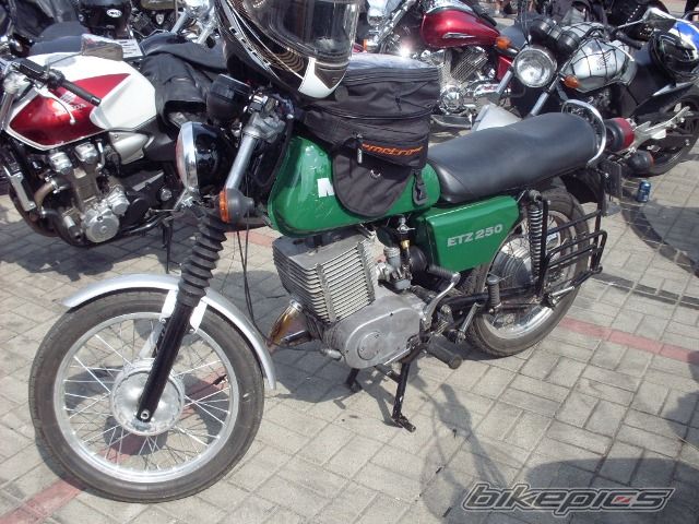 Photo 2443601