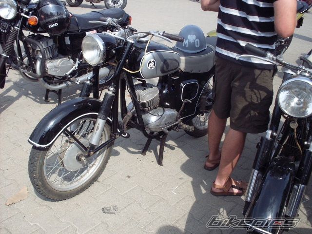 Photo 2443604