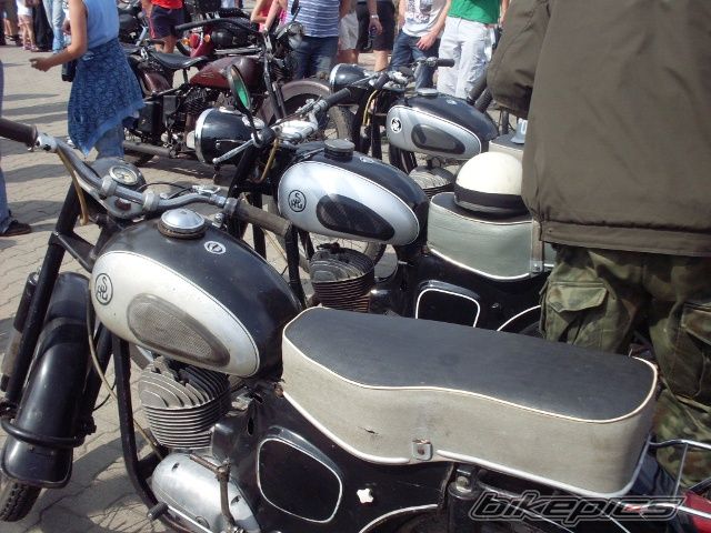 Photo 2443610