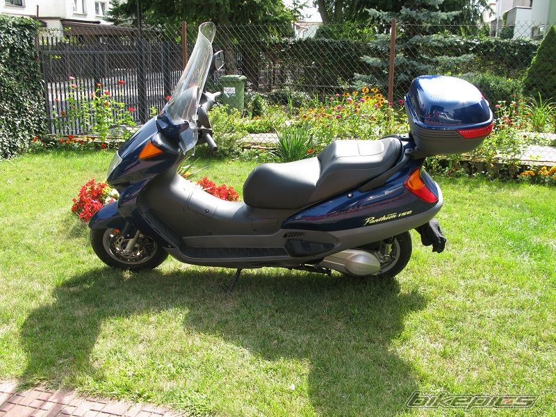 Photo 2443722