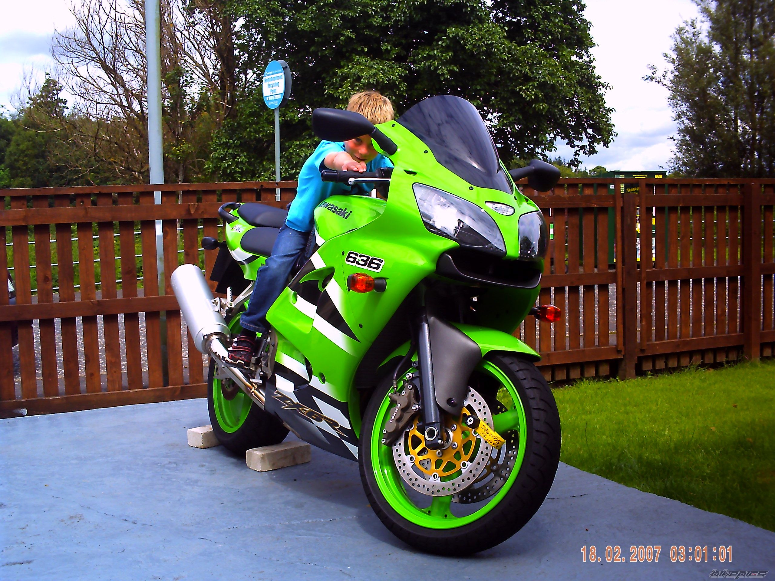 Photo 2443873