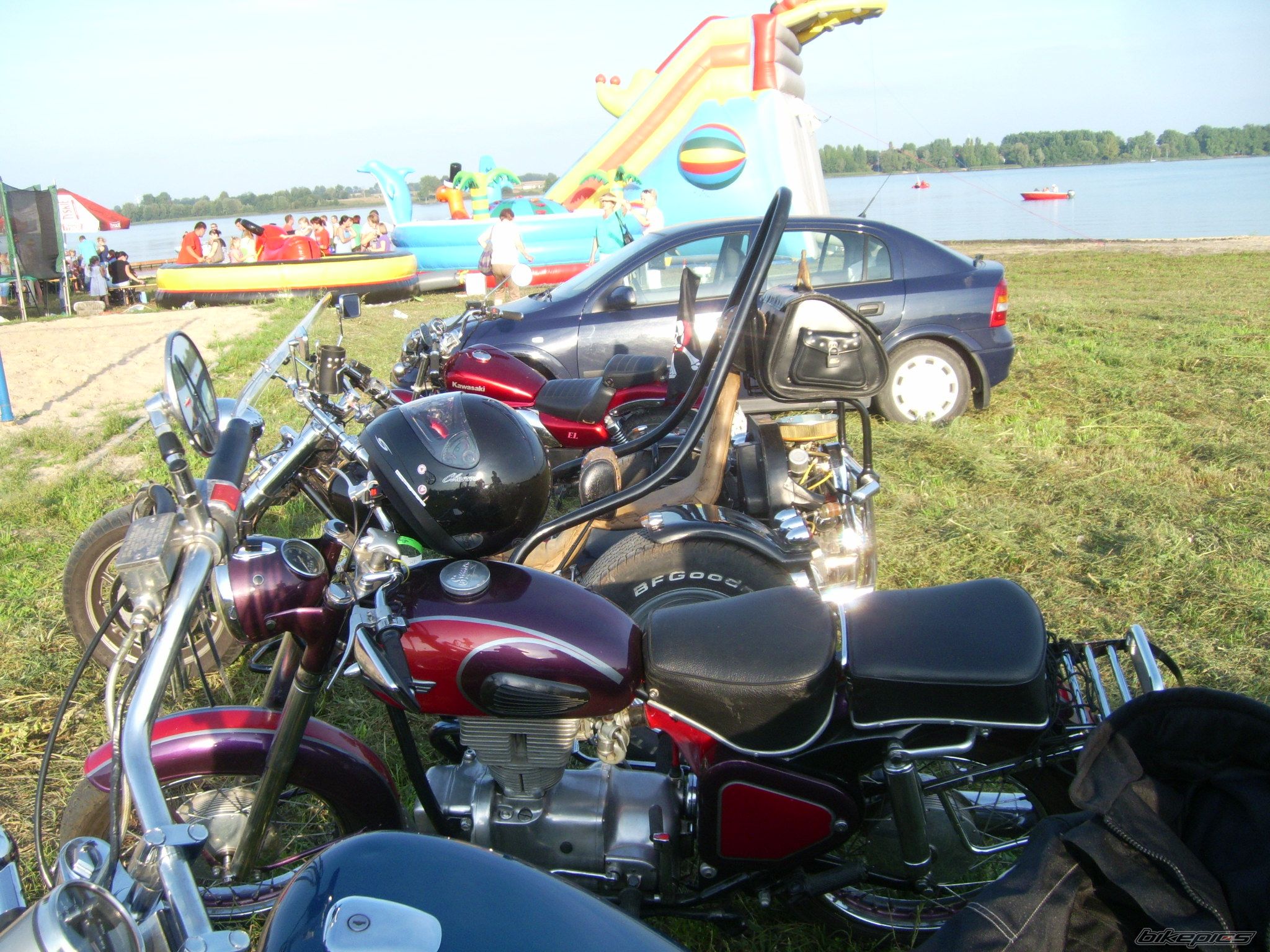 Photo 2444061